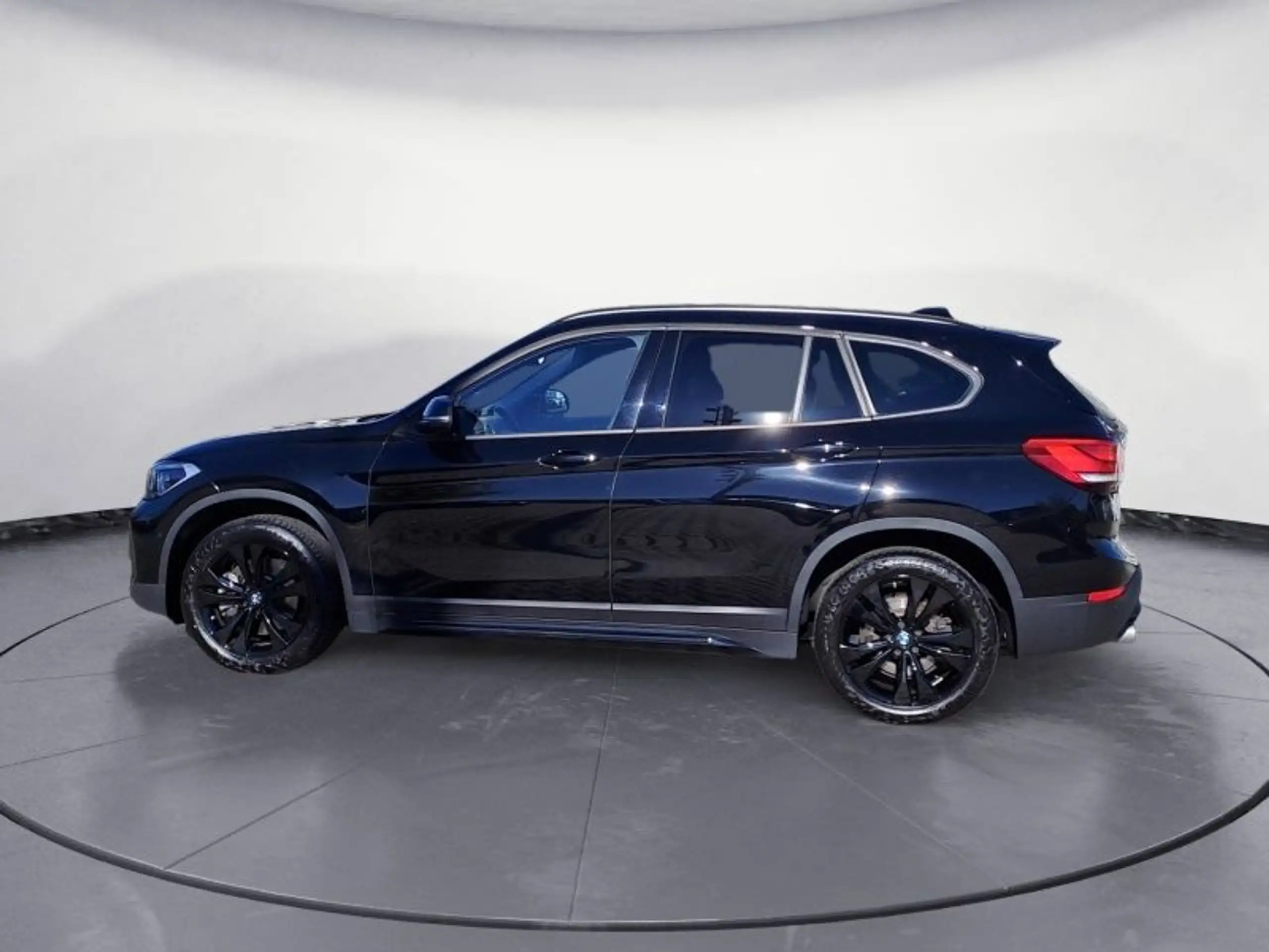 BMW - X1