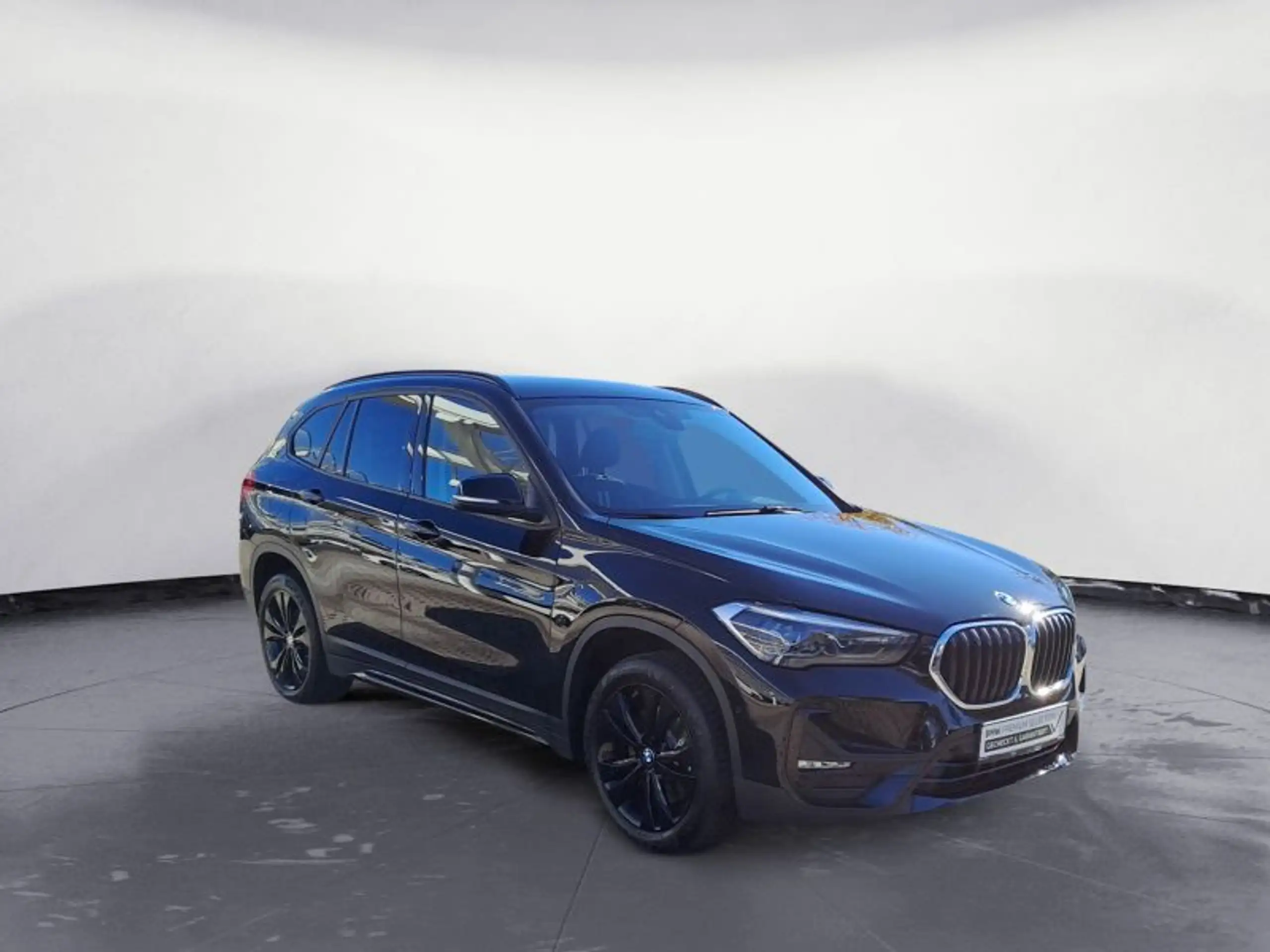 BMW - X1