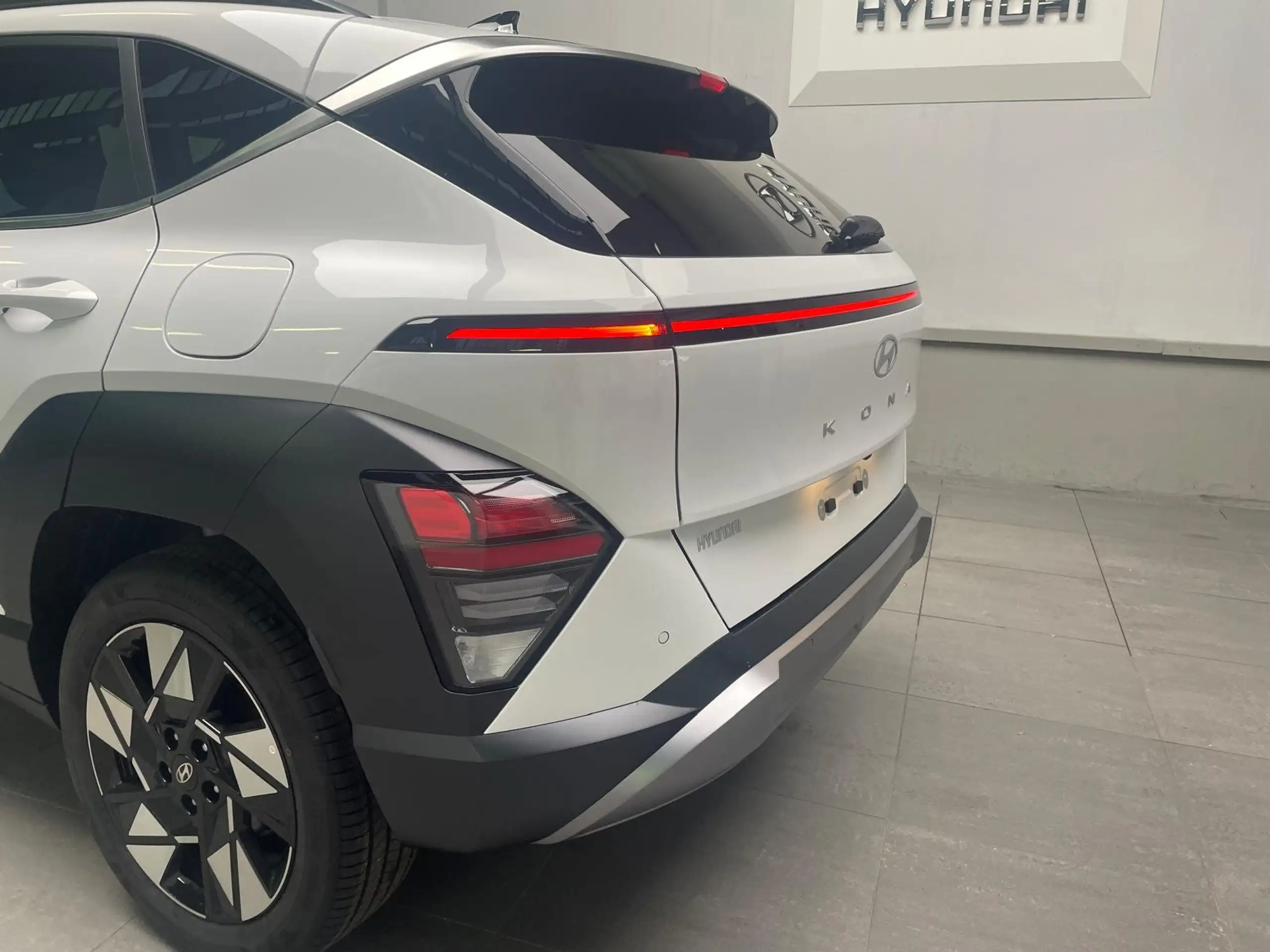 Hyundai - KONA