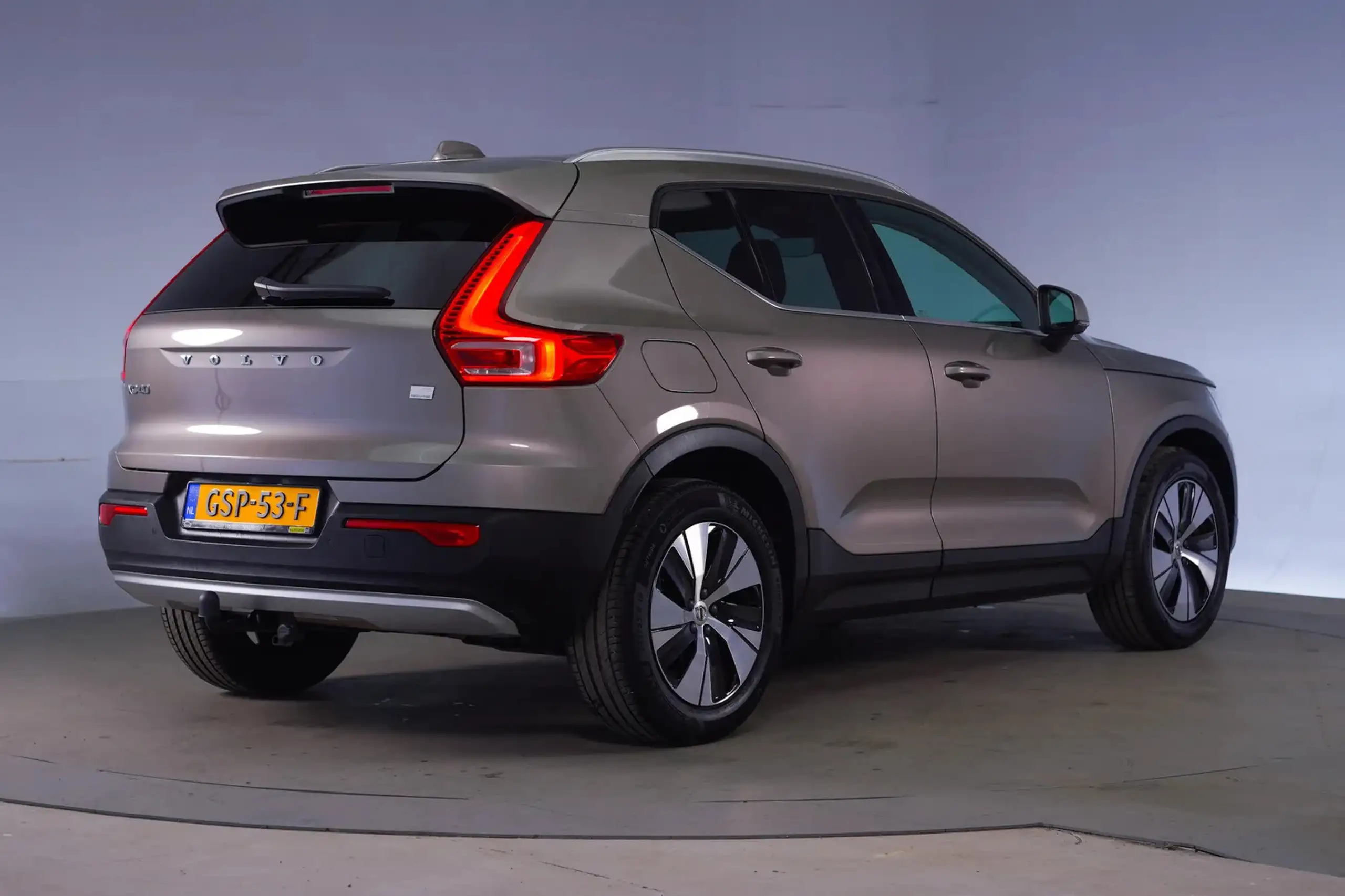 Volvo - XC40