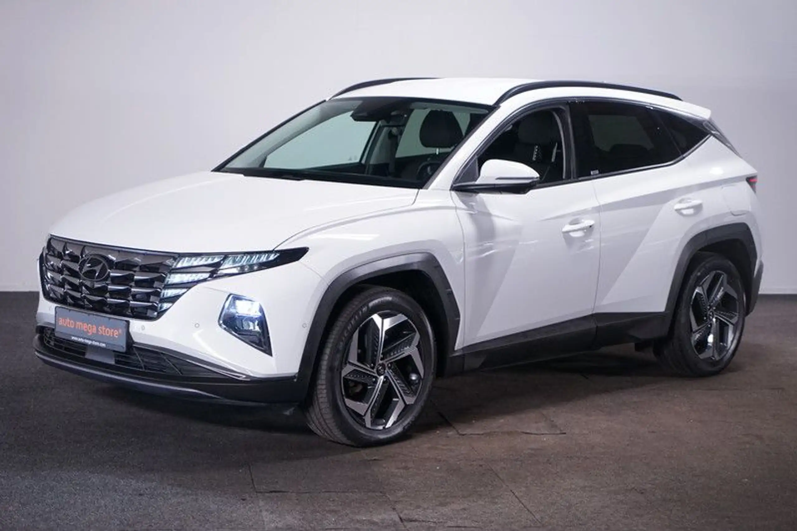 Hyundai - TUCSON