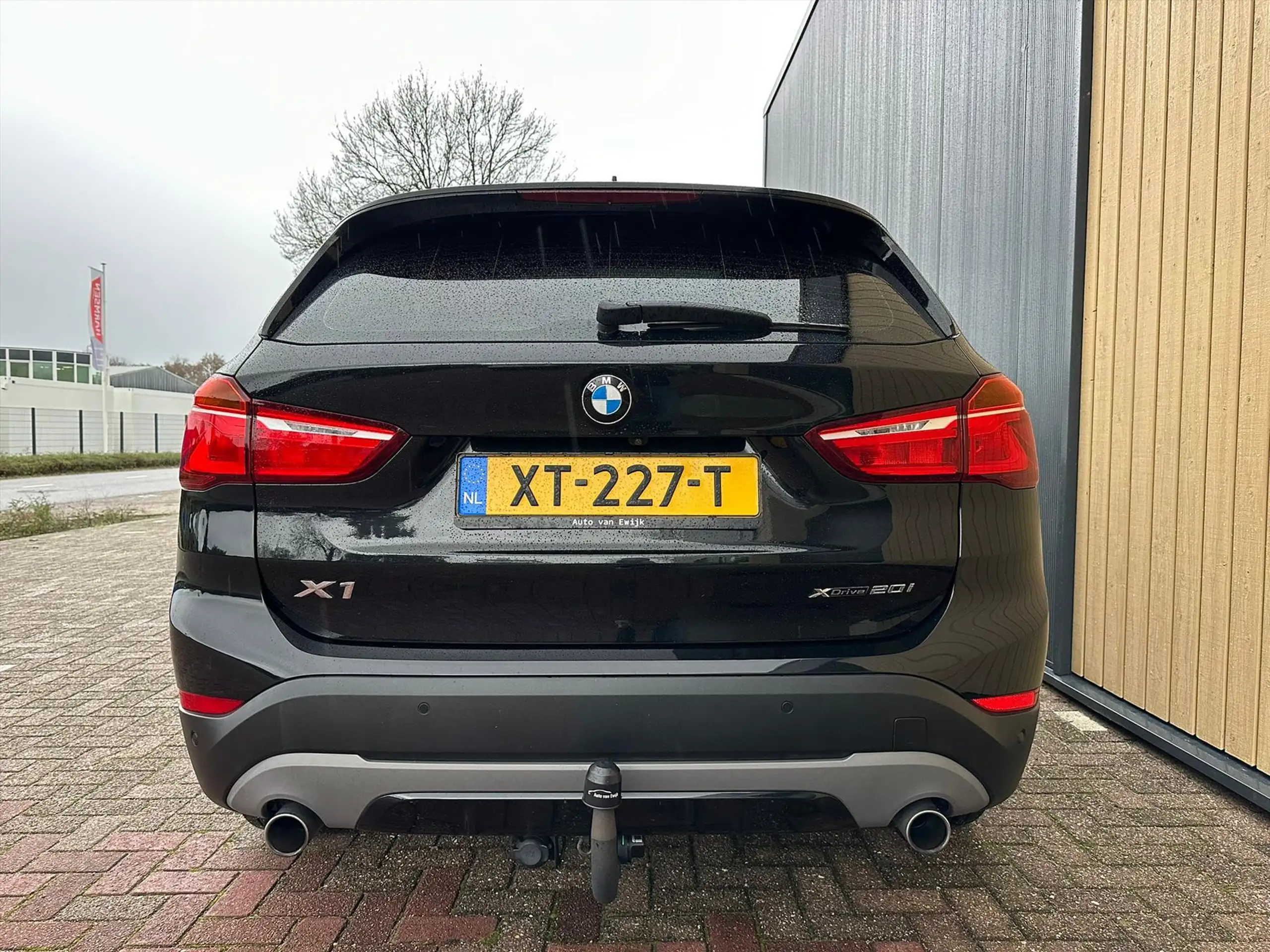 BMW - X1