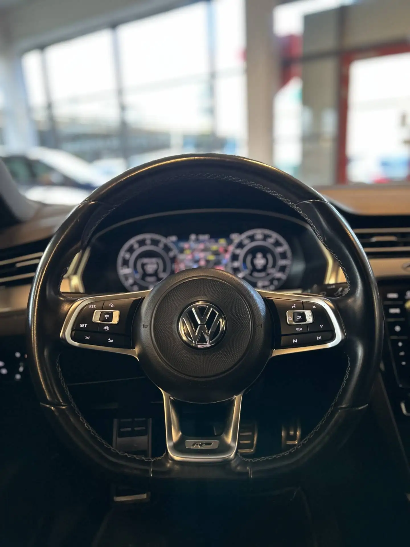 Volkswagen - Arteon