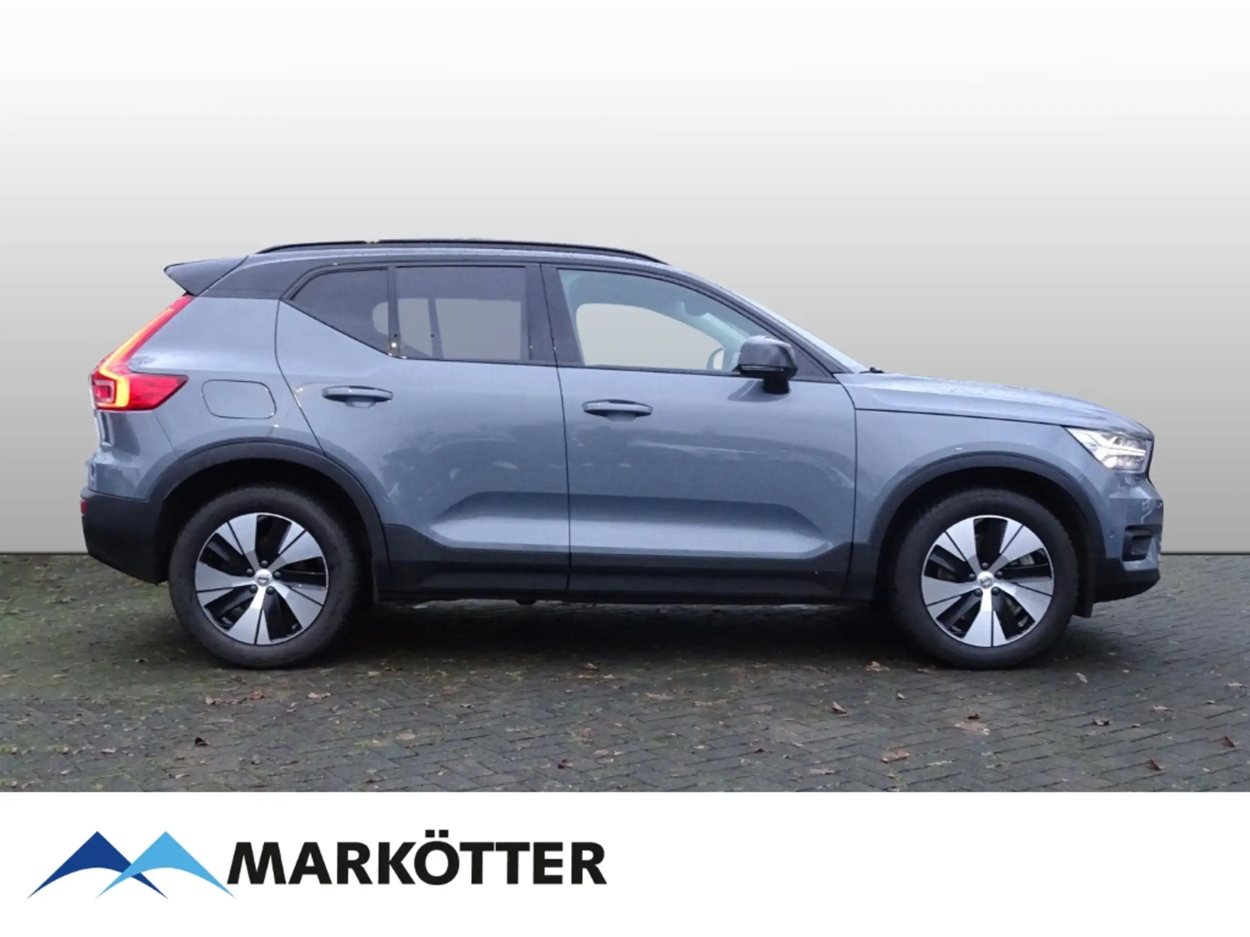 Volvo - XC40