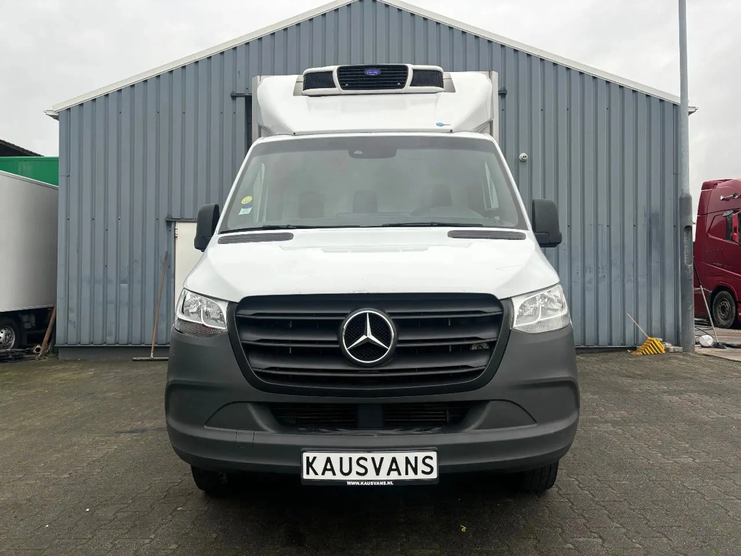 Mercedes-Benz - Sprinter