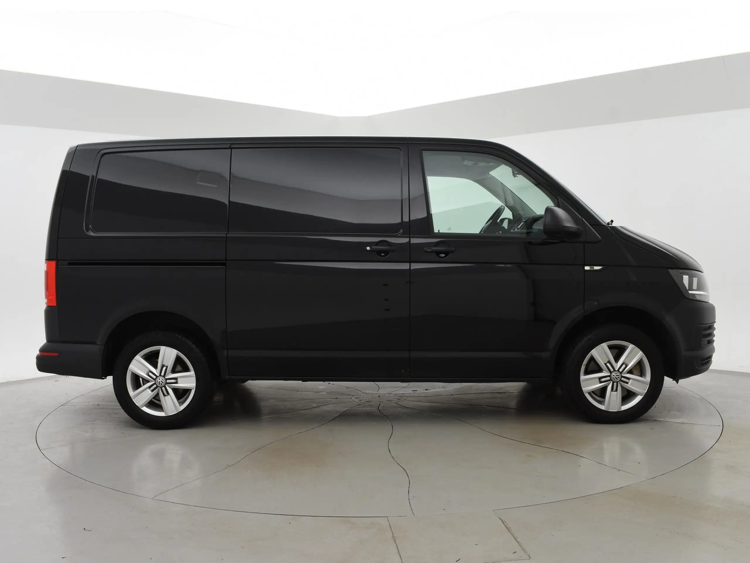 Volkswagen - T6 Transporter