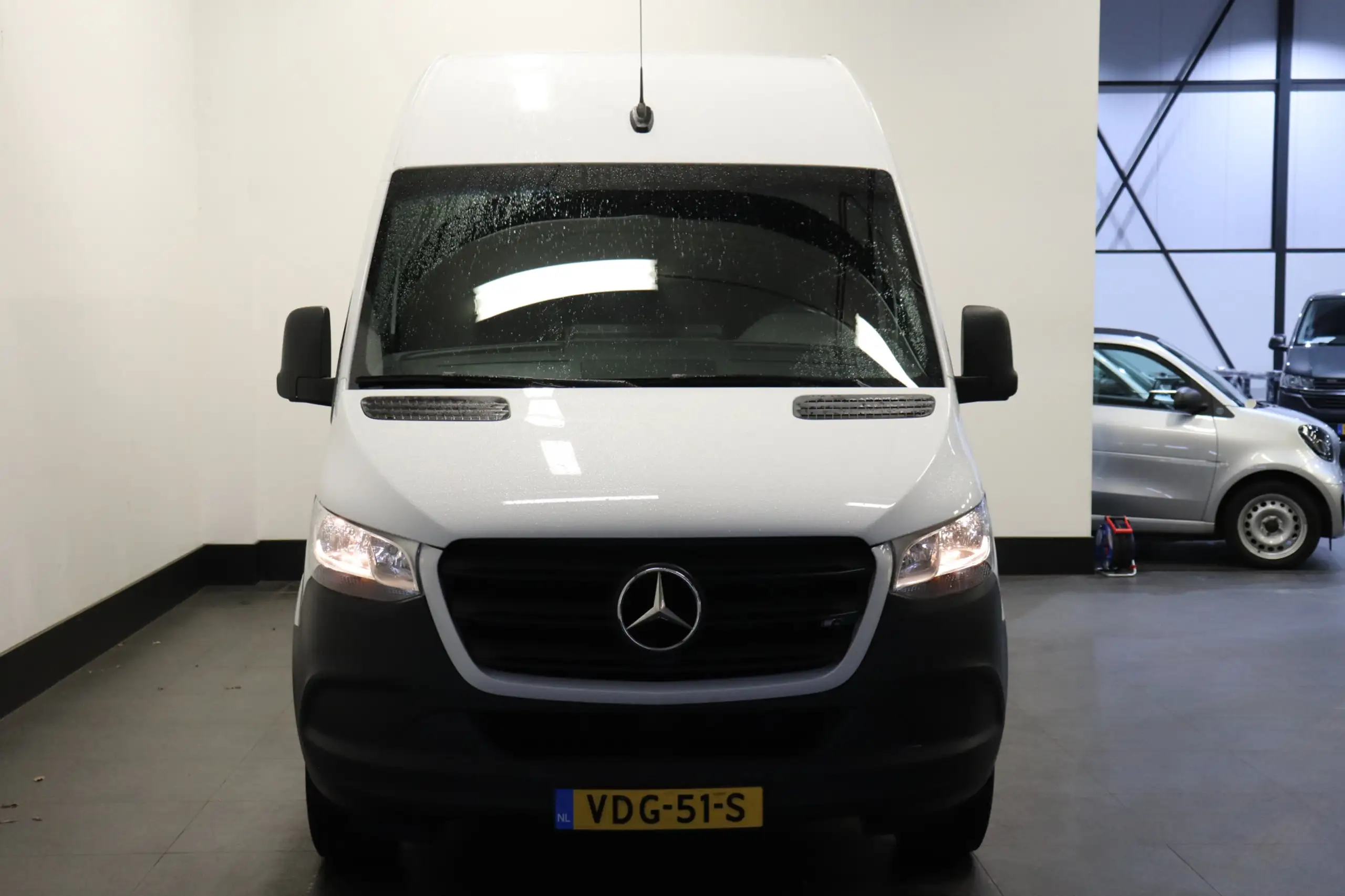 Mercedes-Benz - Sprinter