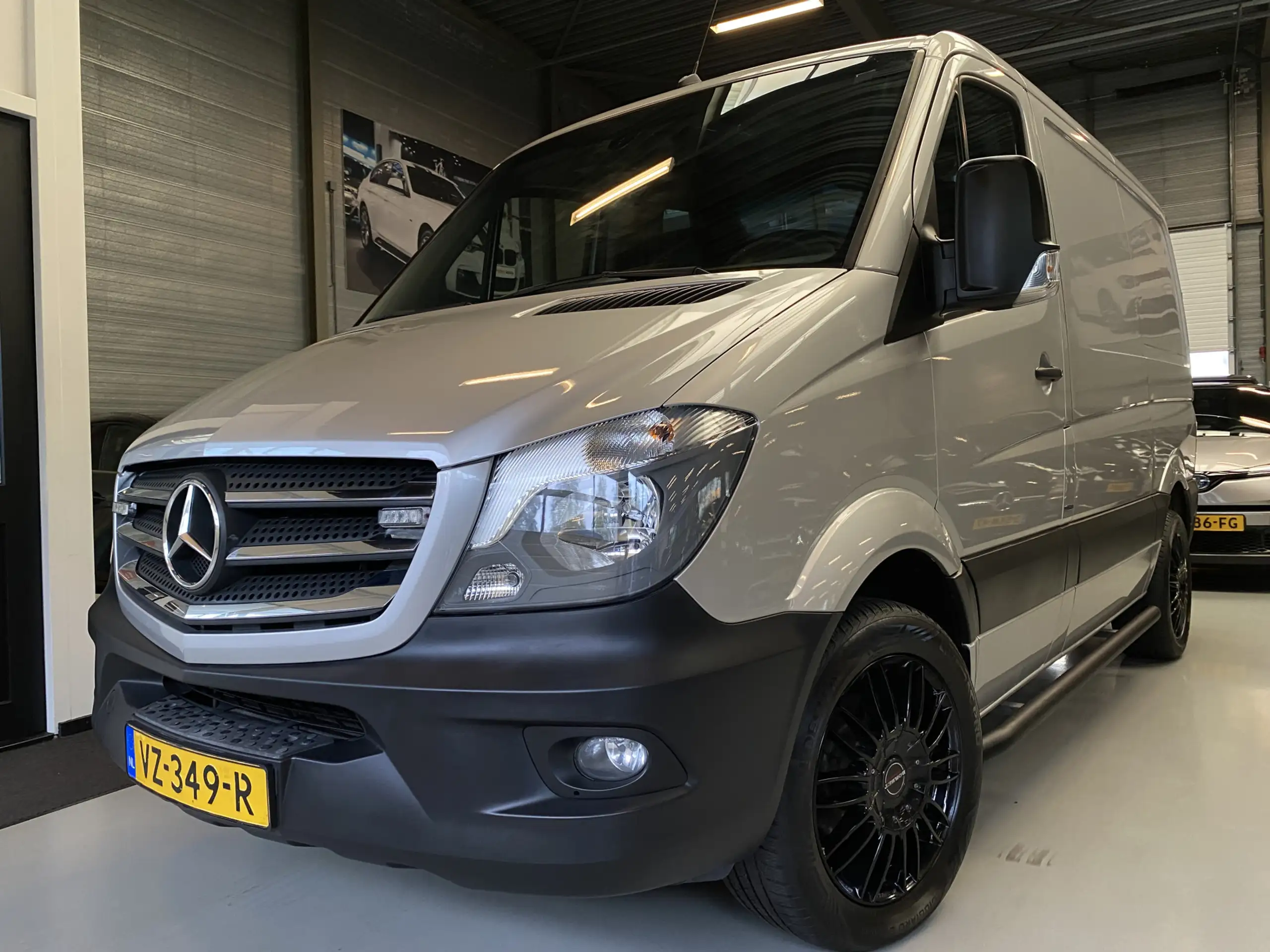 Mercedes-Benz - Sprinter