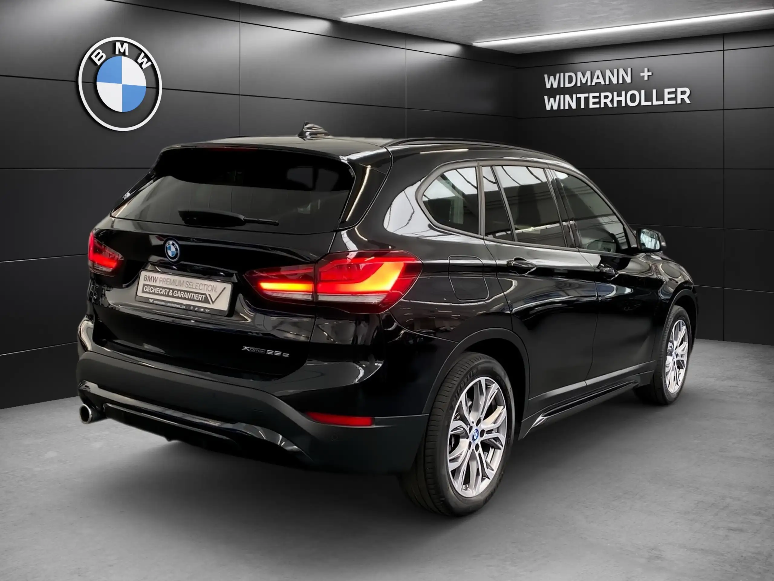 BMW - X1