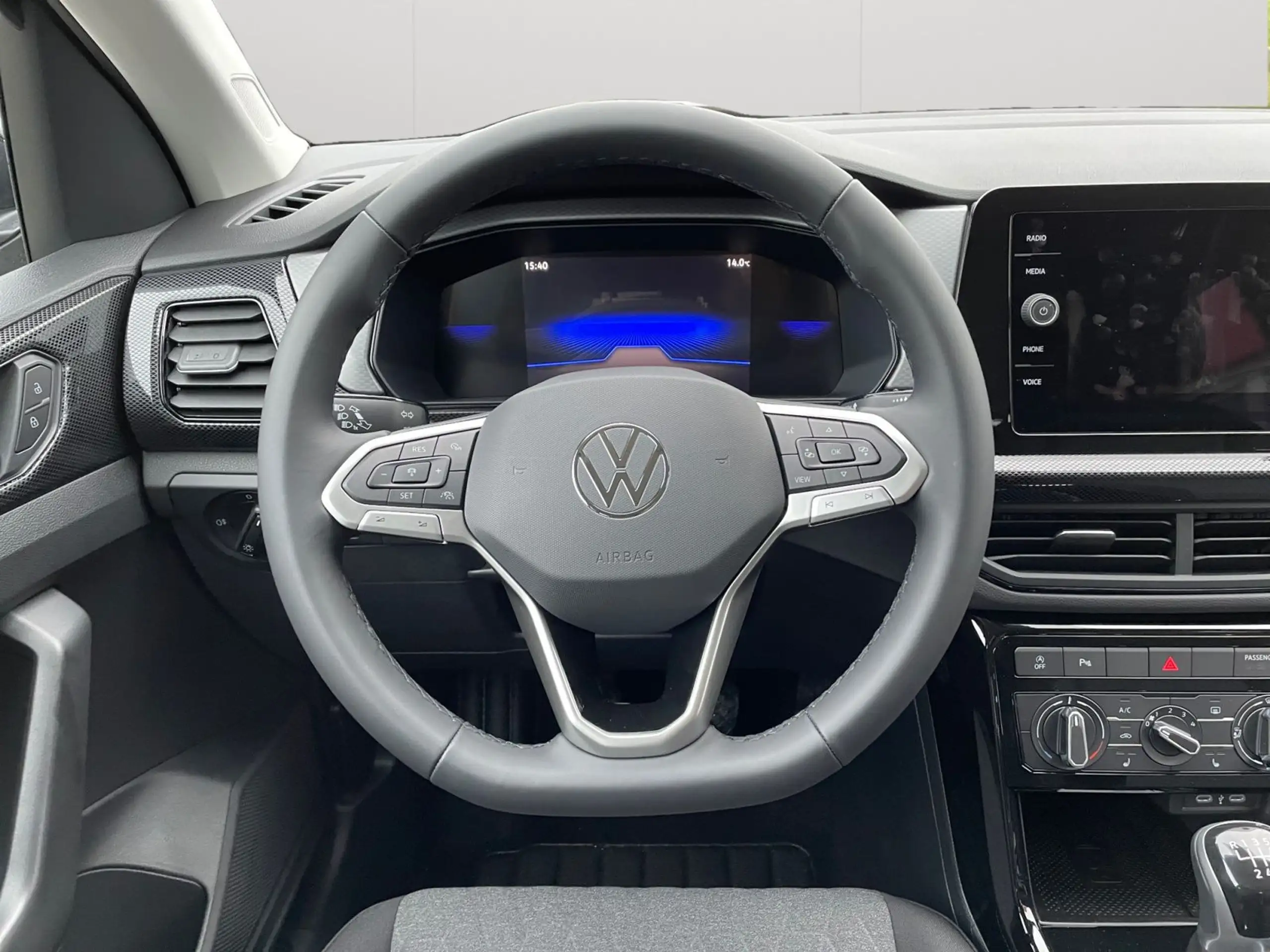 Volkswagen - T-Cross