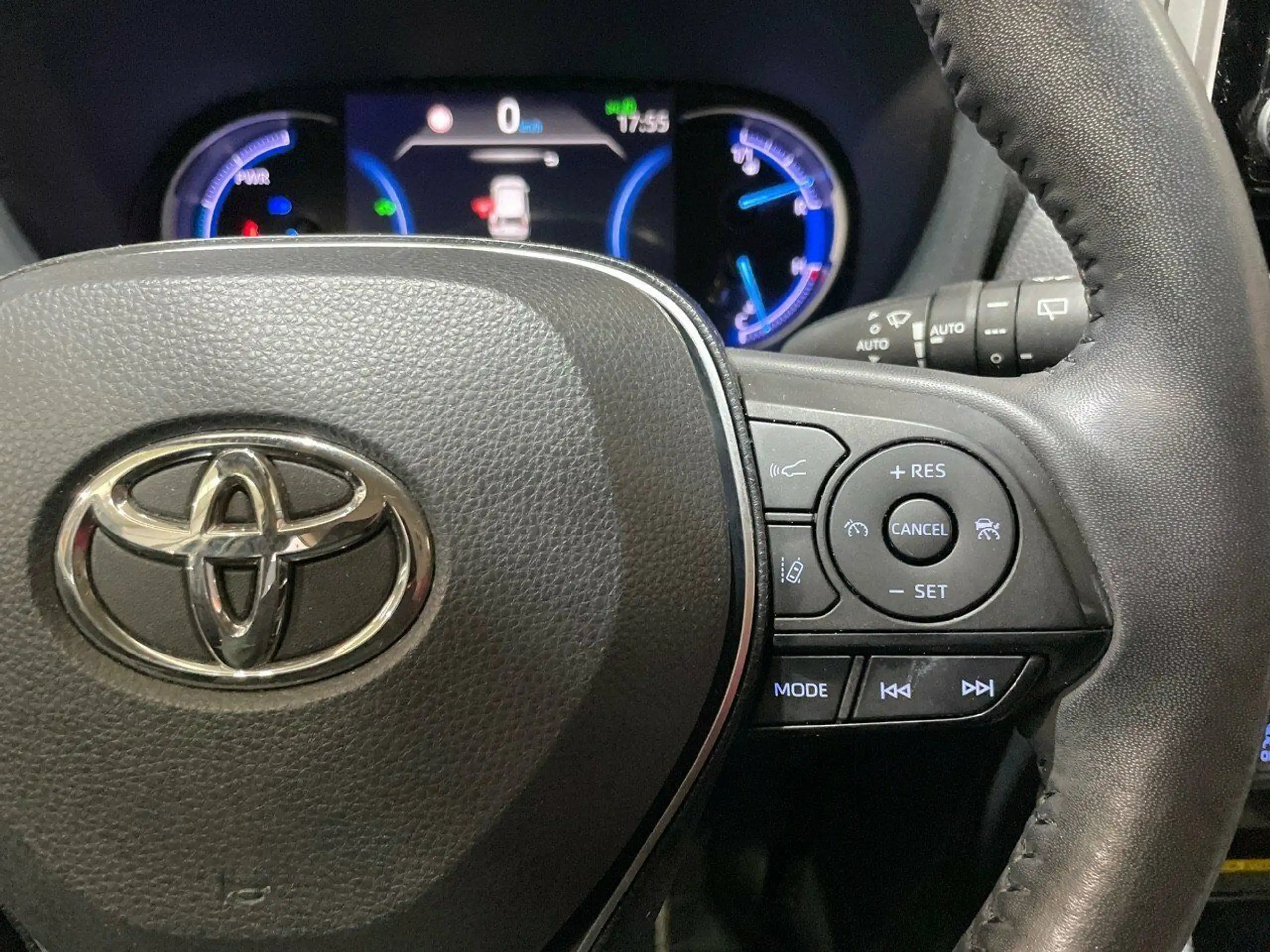 Toyota - RAV 4