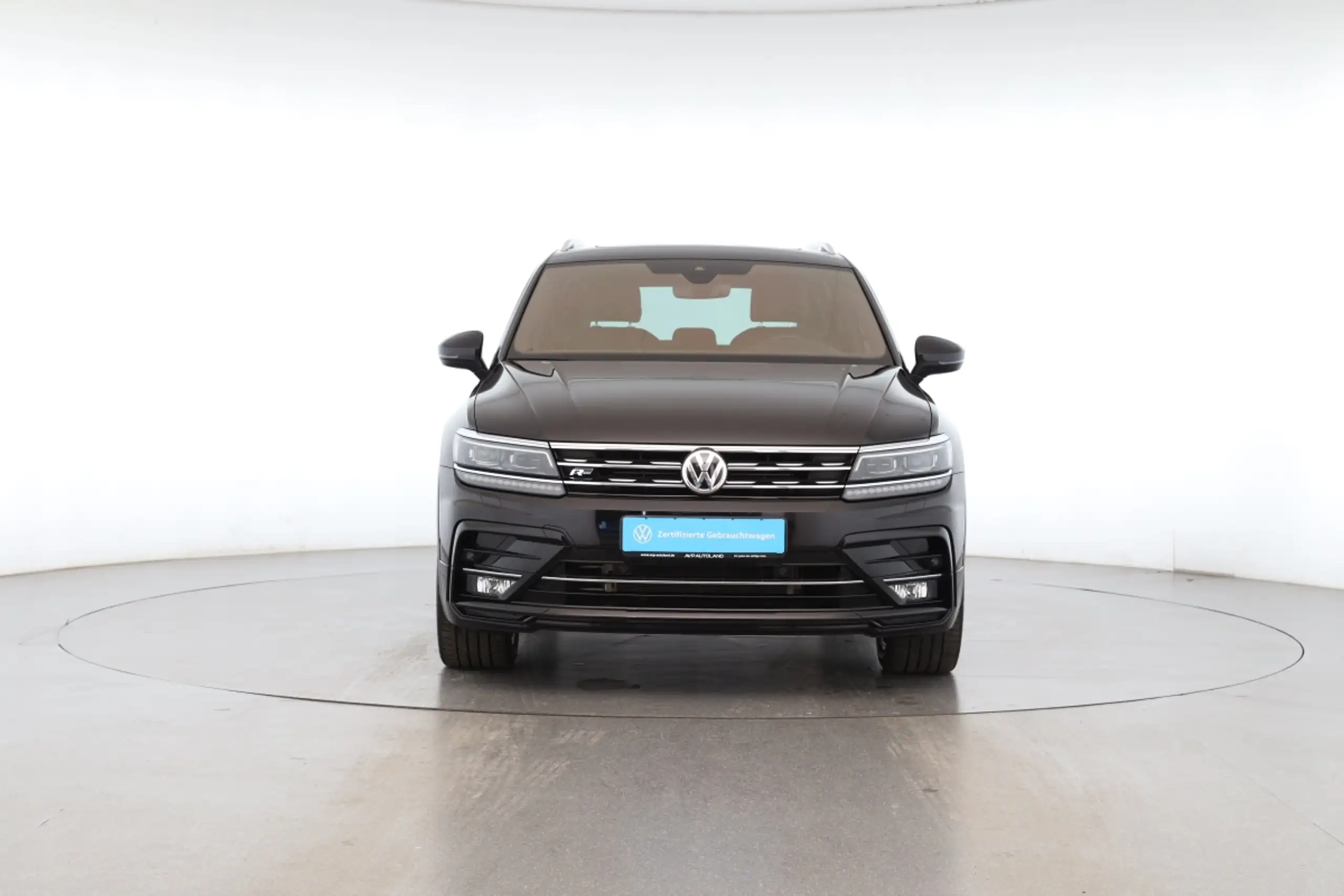 Volkswagen - Tiguan