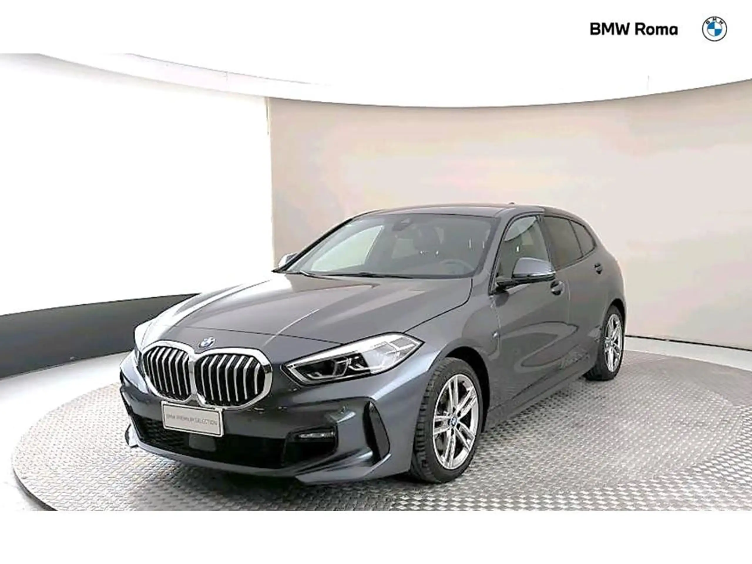 BMW 118 2021