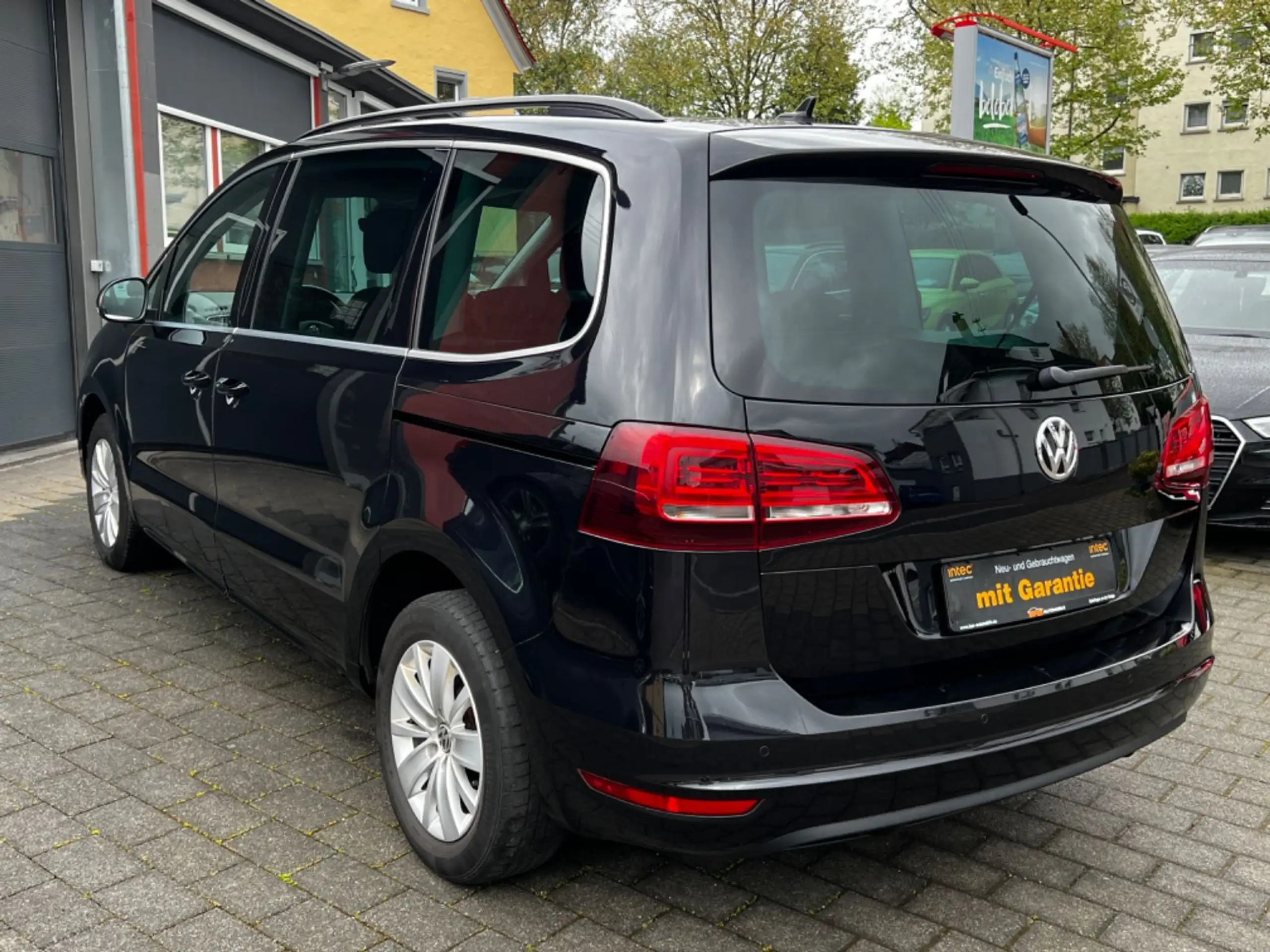 Volkswagen - Sharan