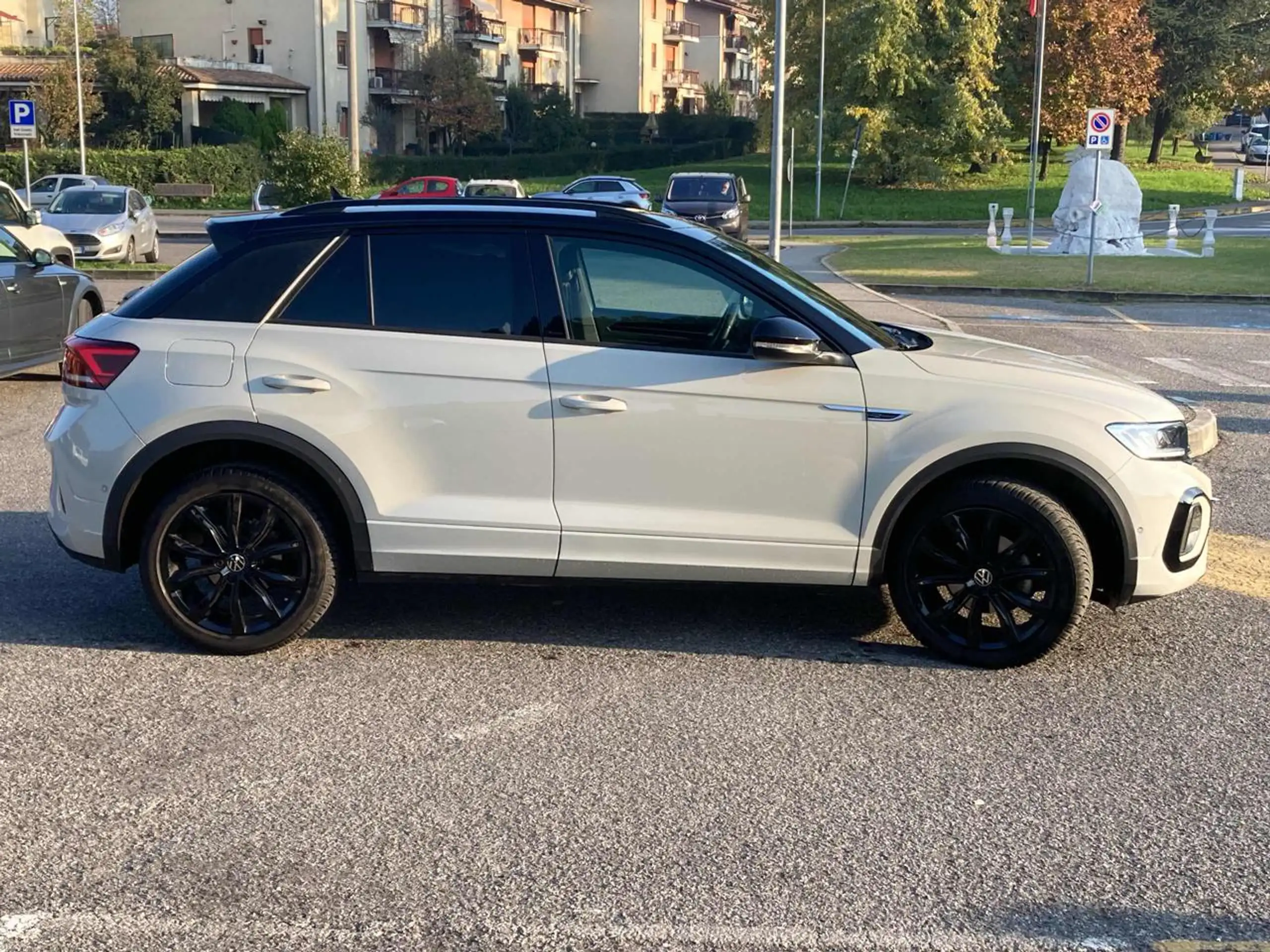 Volkswagen - T-Roc