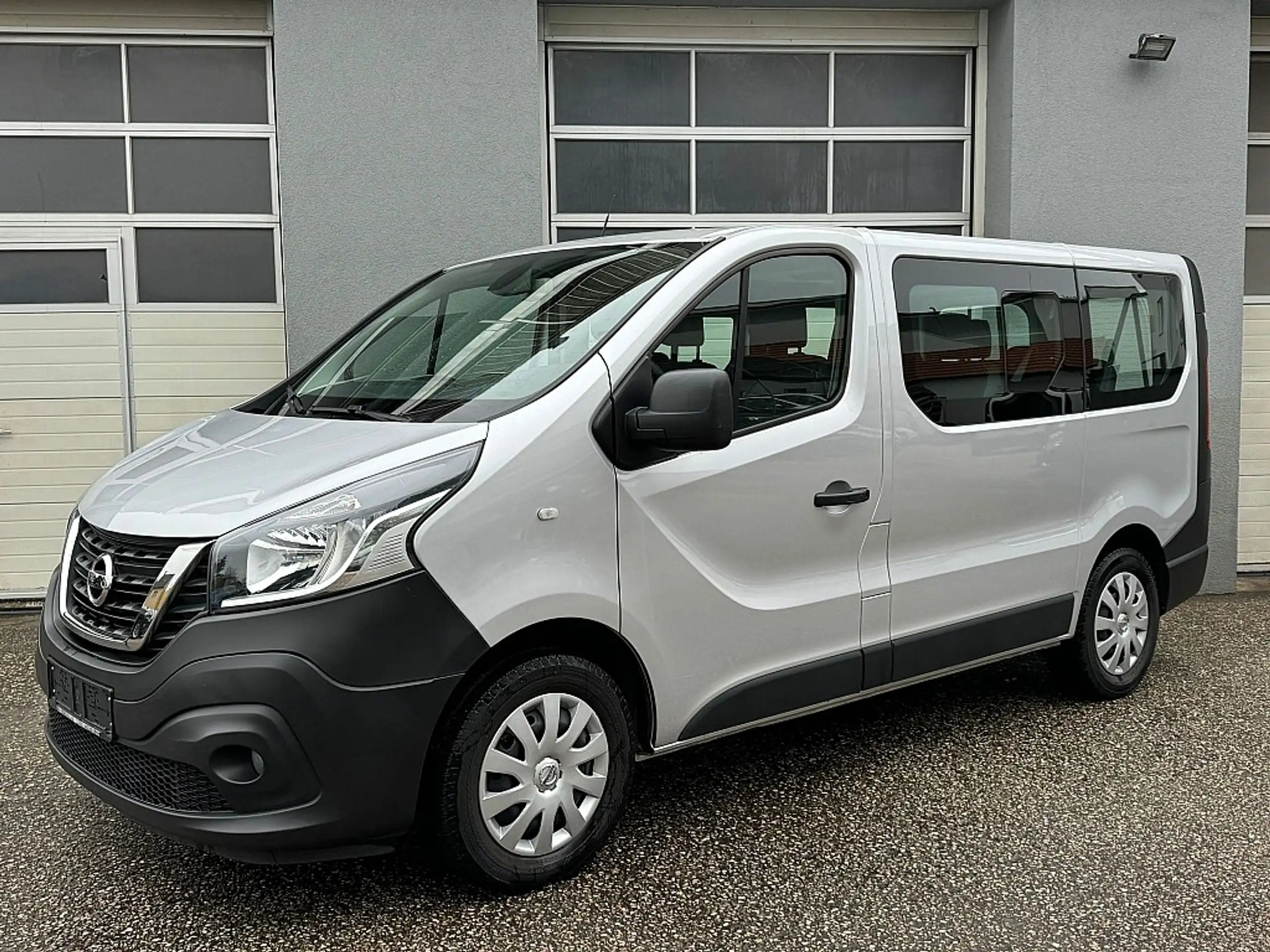 Nissan NV300 2019