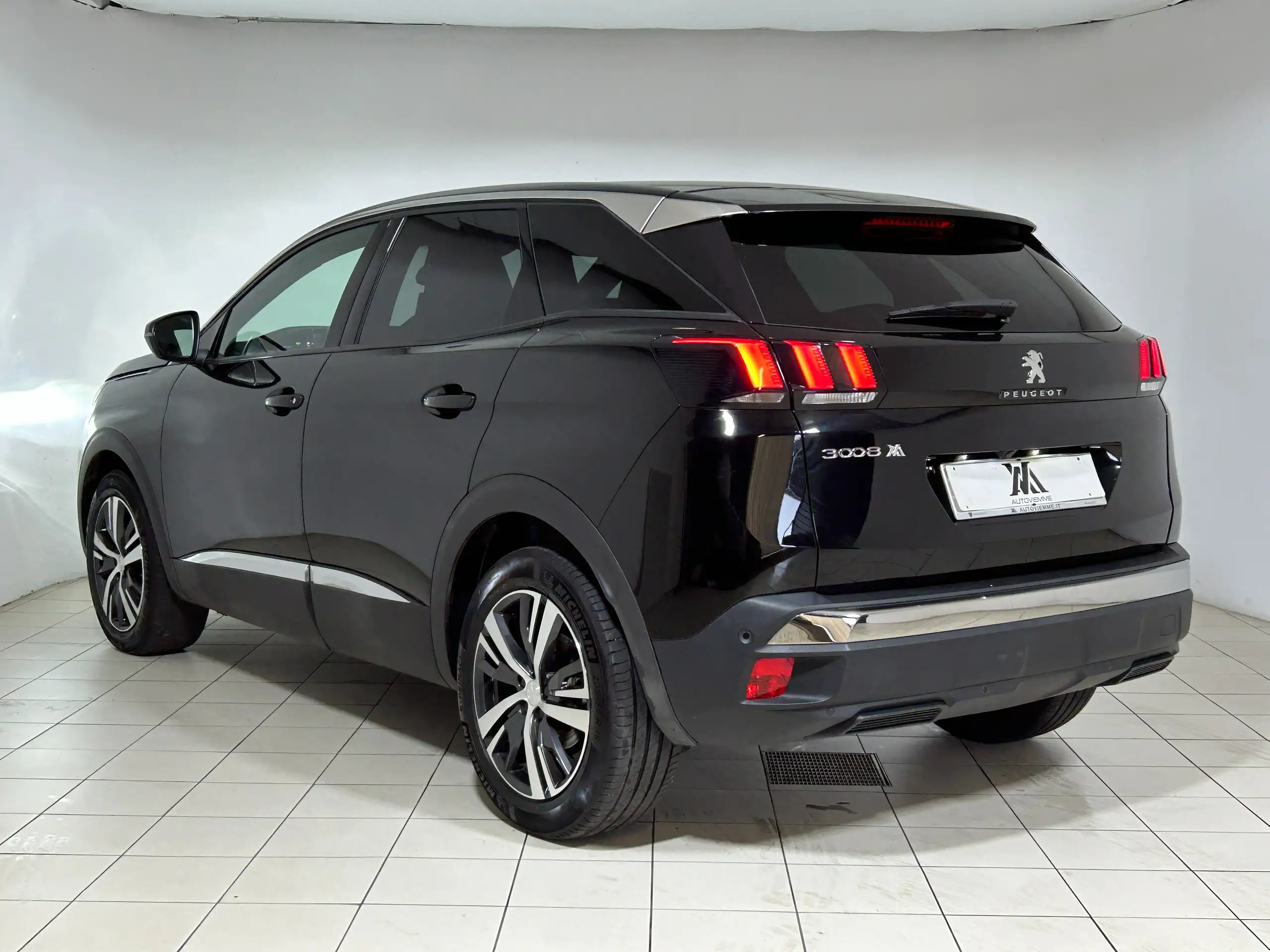 Peugeot - 3008