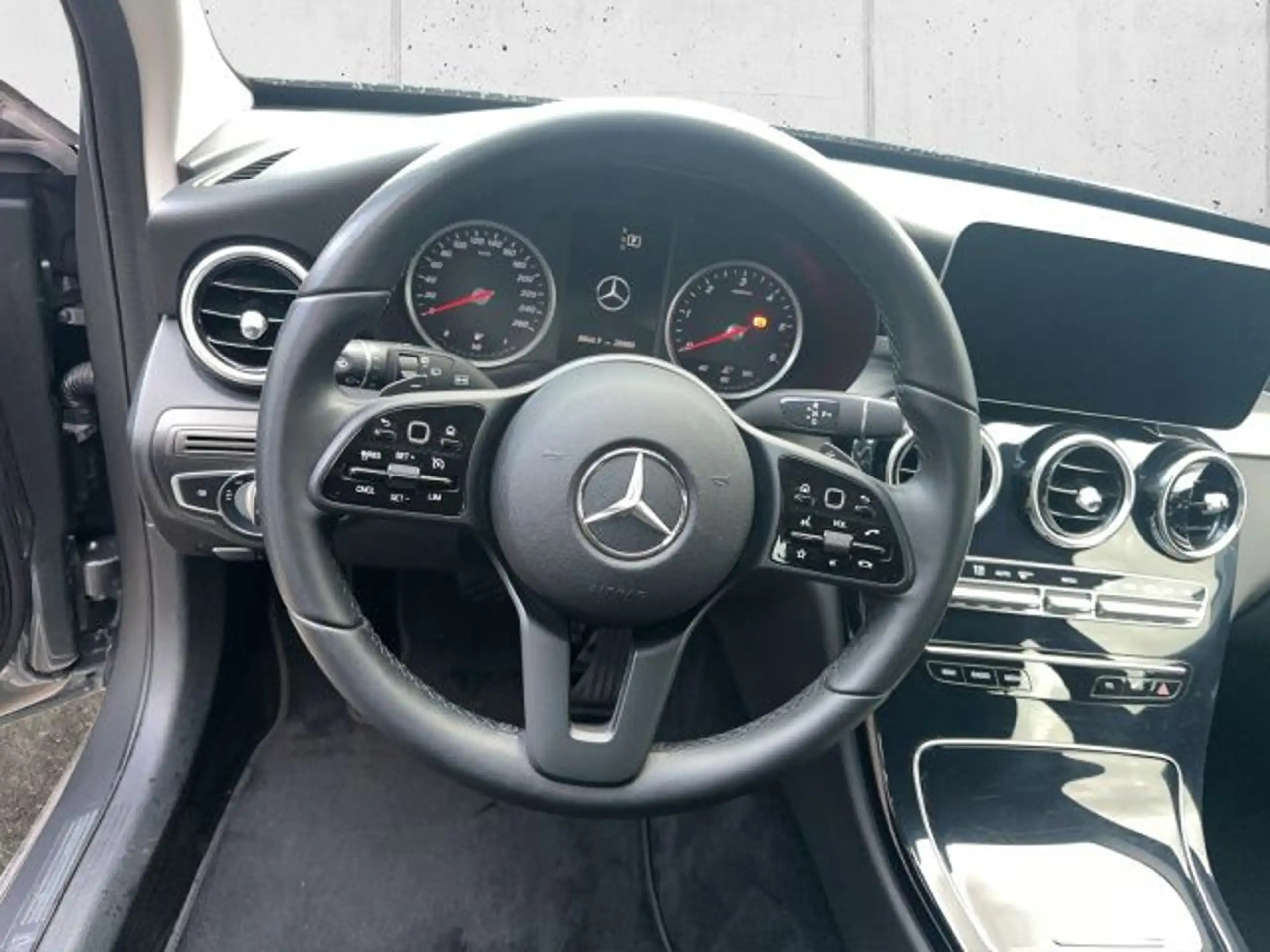 Mercedes-Benz - C 220