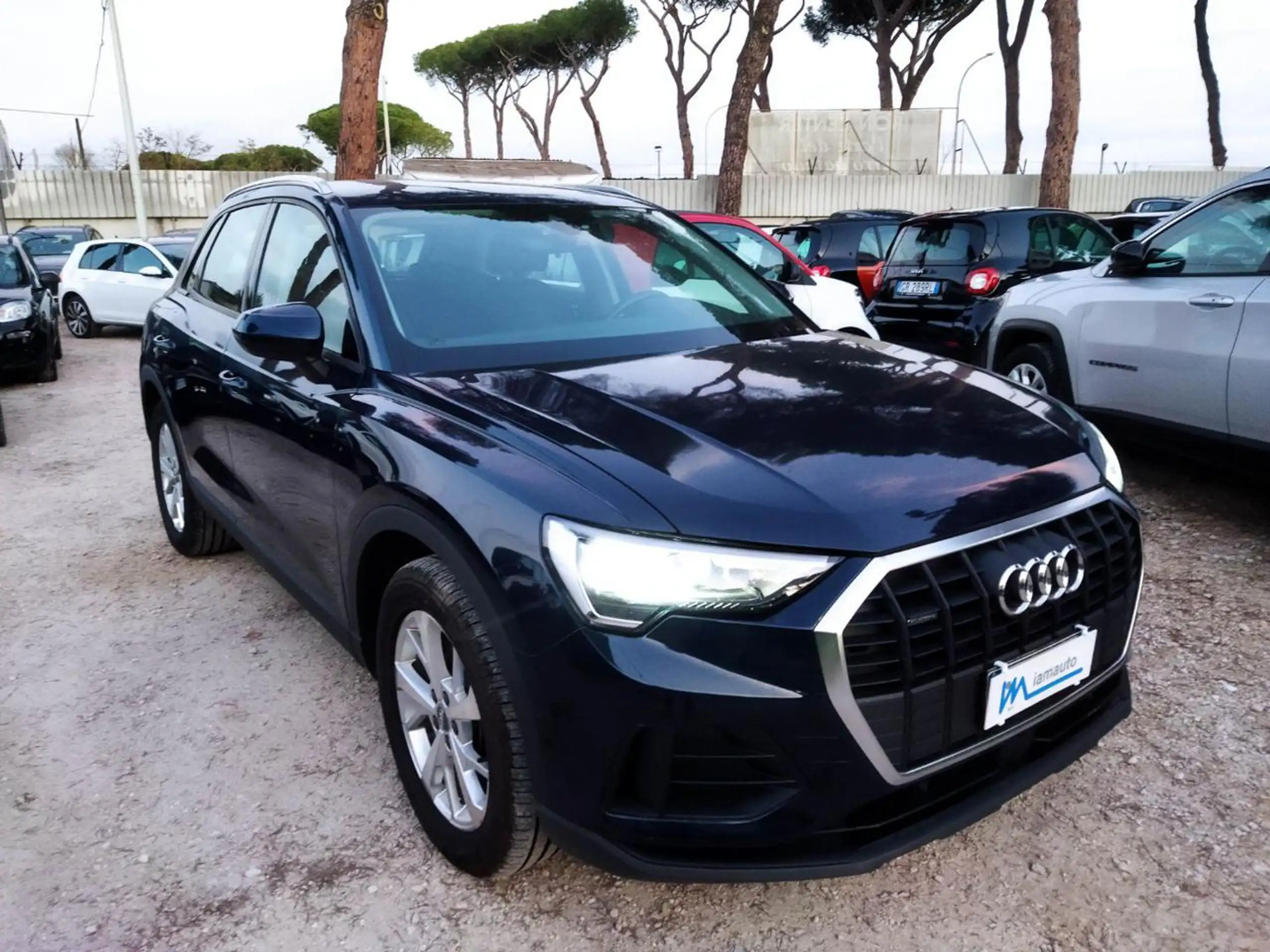 Audi - Q3