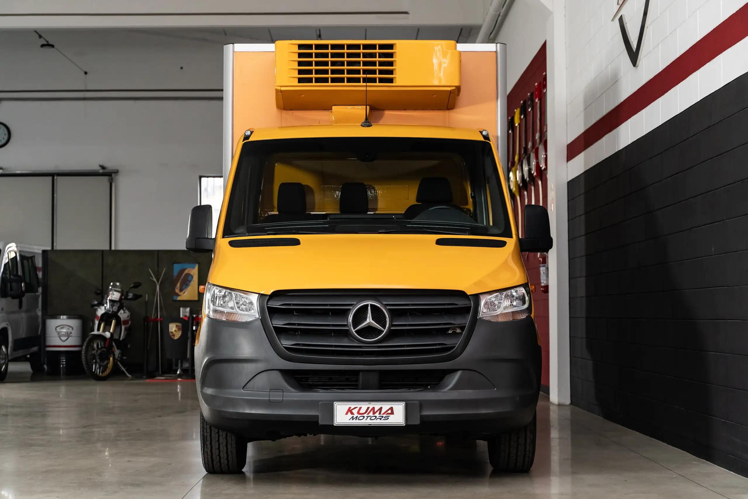 Mercedes-Benz - Sprinter