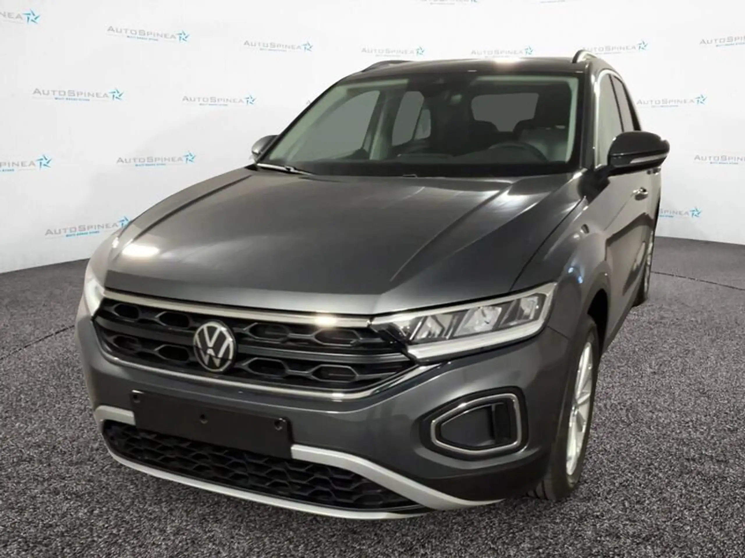 Volkswagen T-Roc 2024