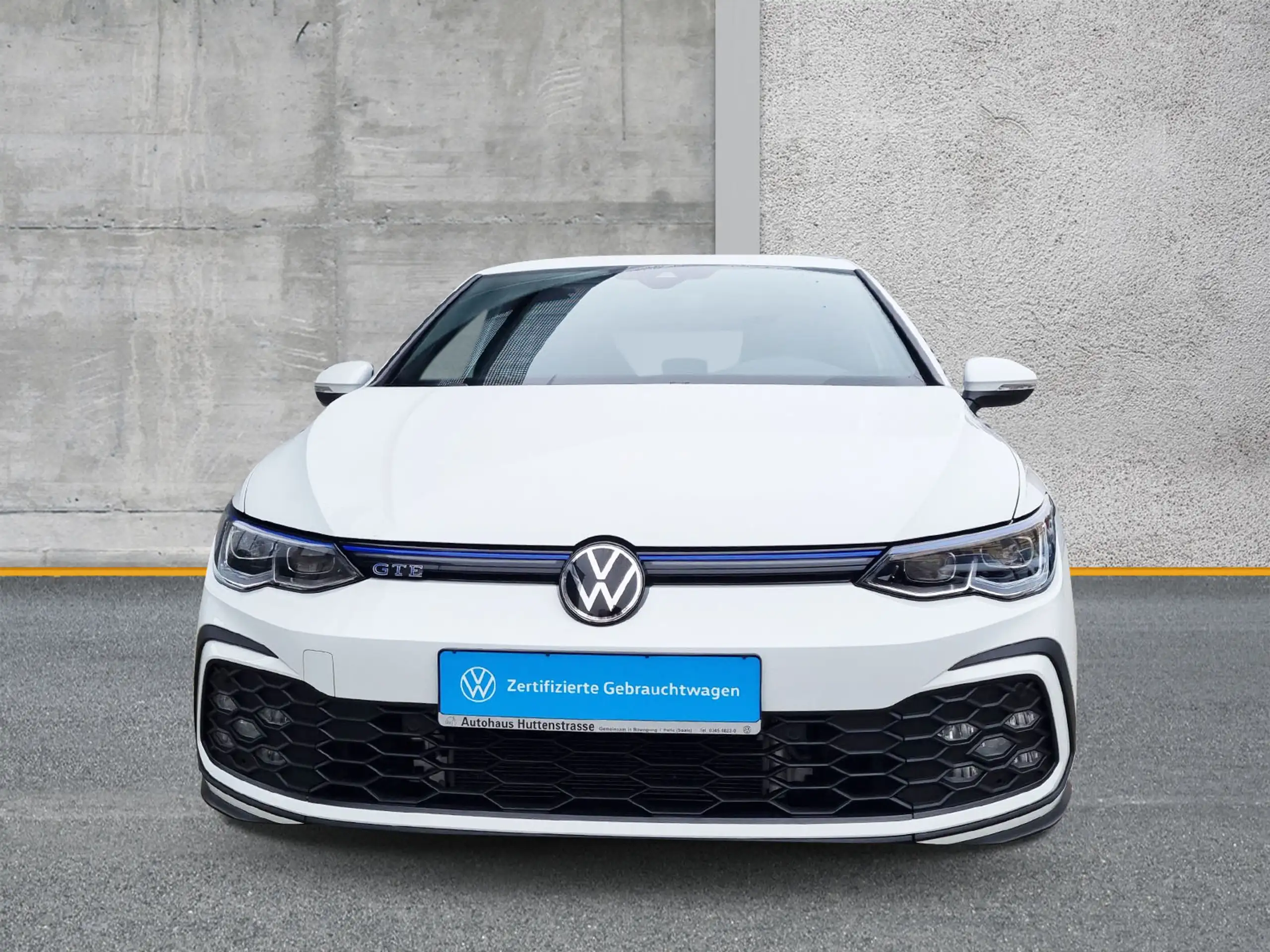 Volkswagen - Golf