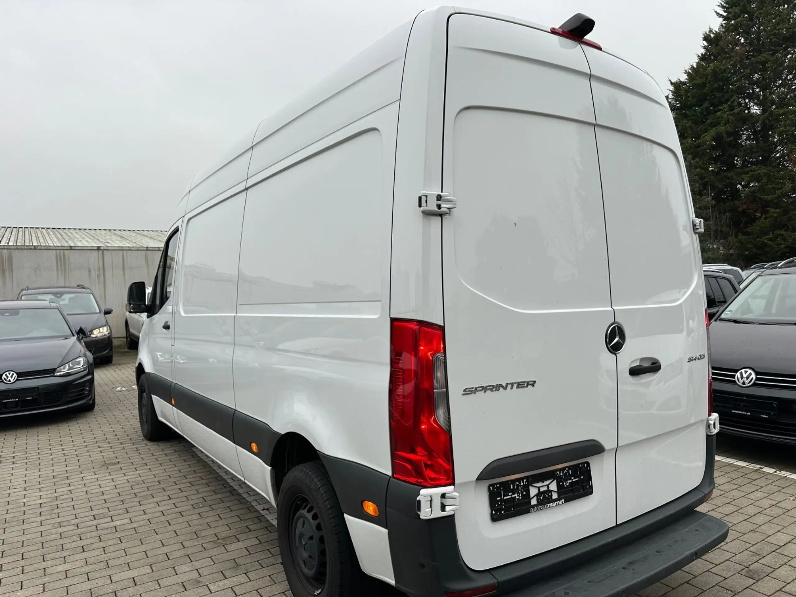 Mercedes-Benz - Sprinter