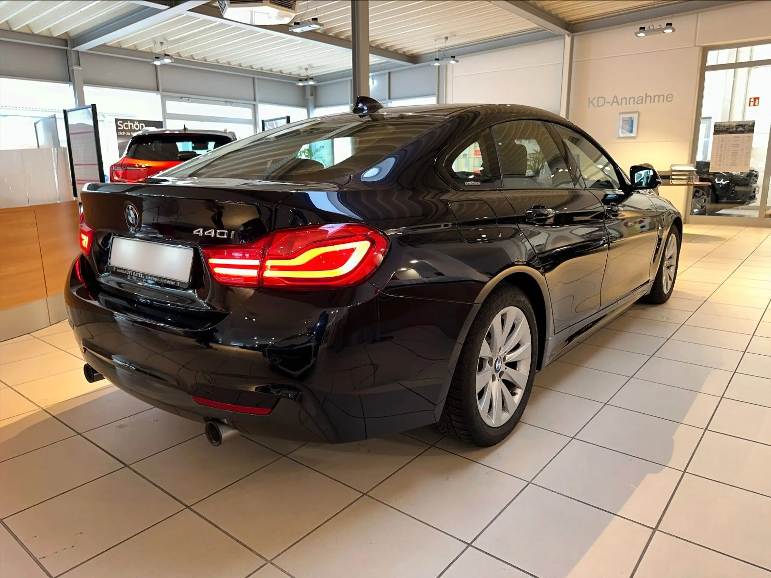 BMW - 440