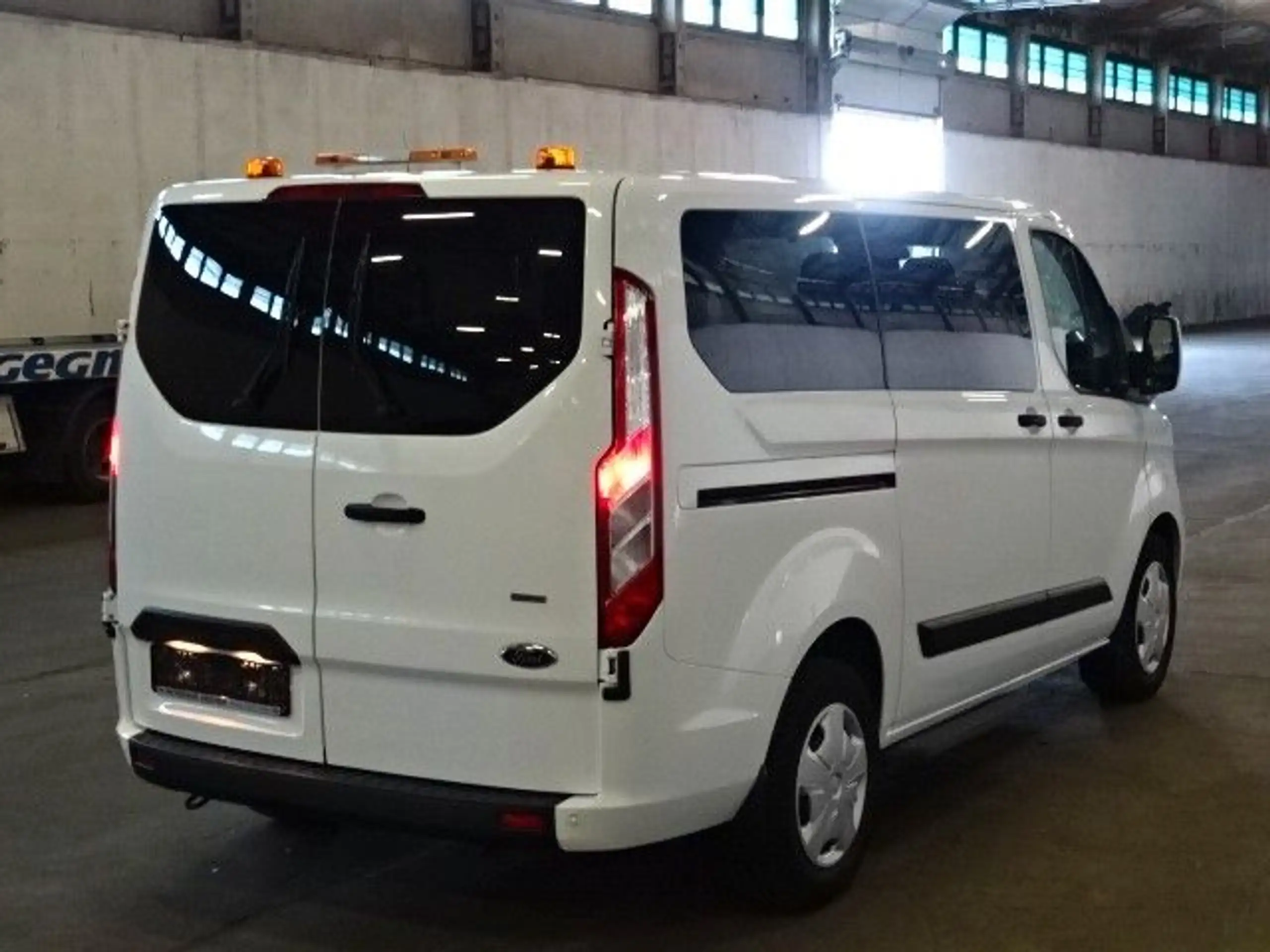 Ford - Transit Custom