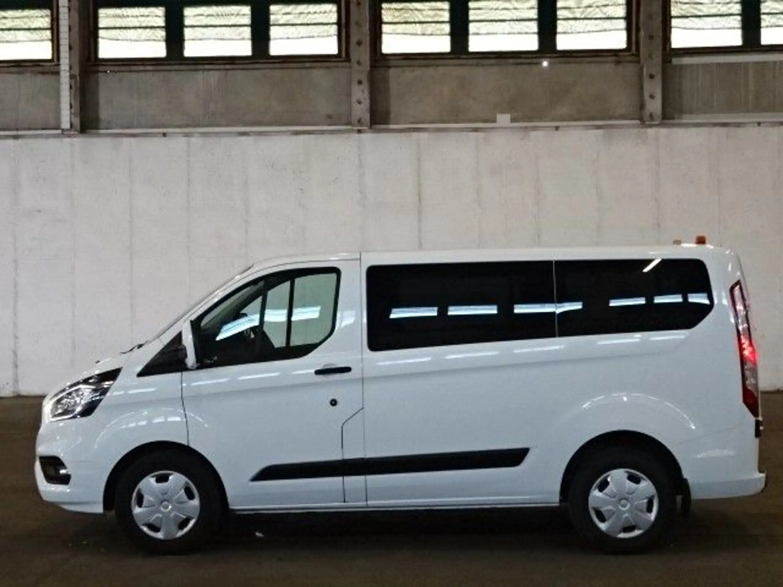 Ford - Transit Custom