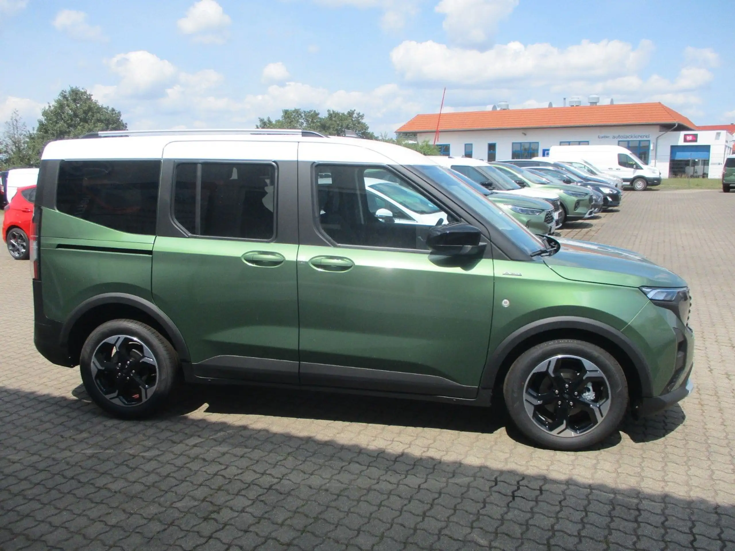 Ford - Tourneo Courier