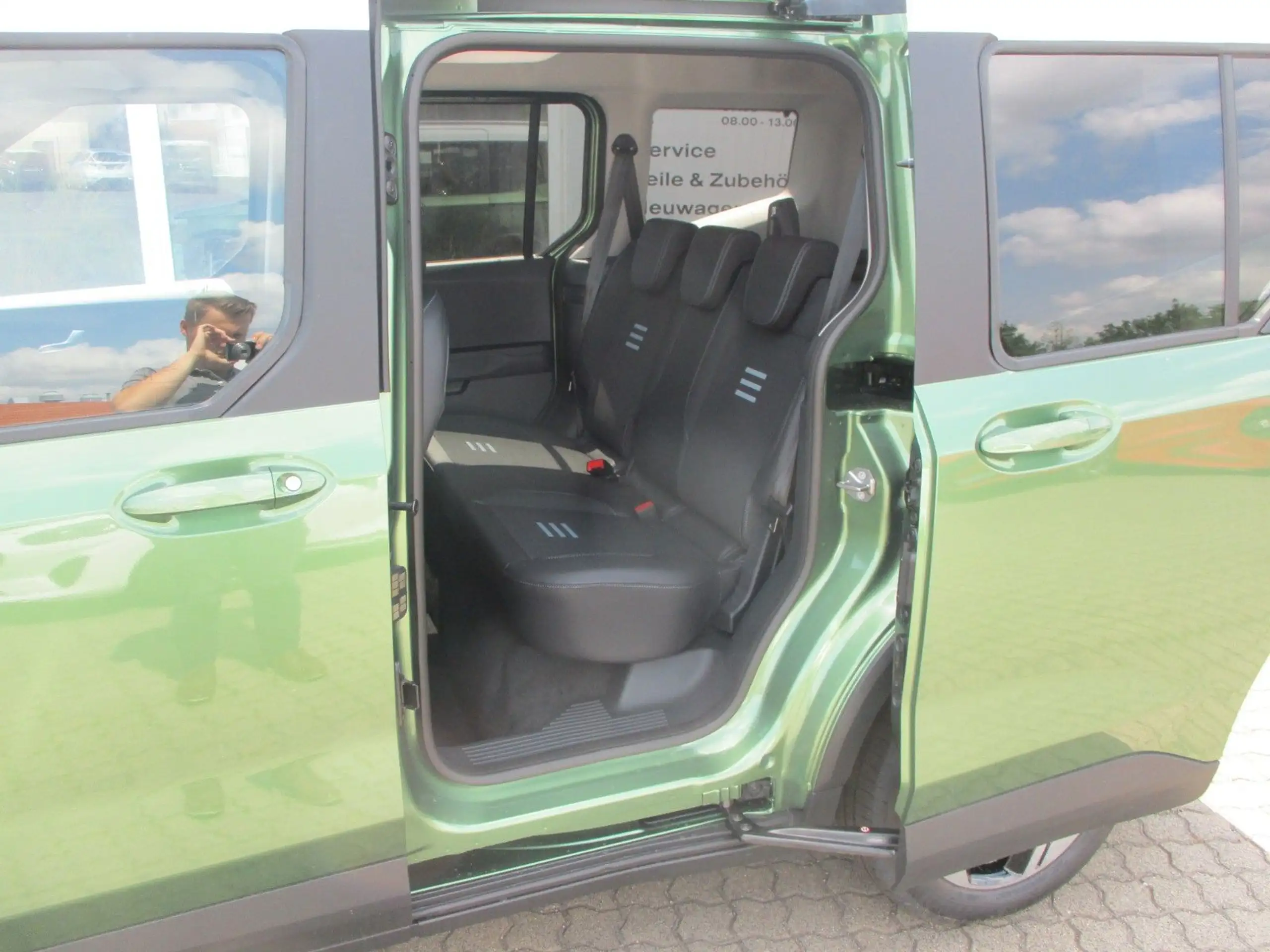 Ford - Tourneo Courier