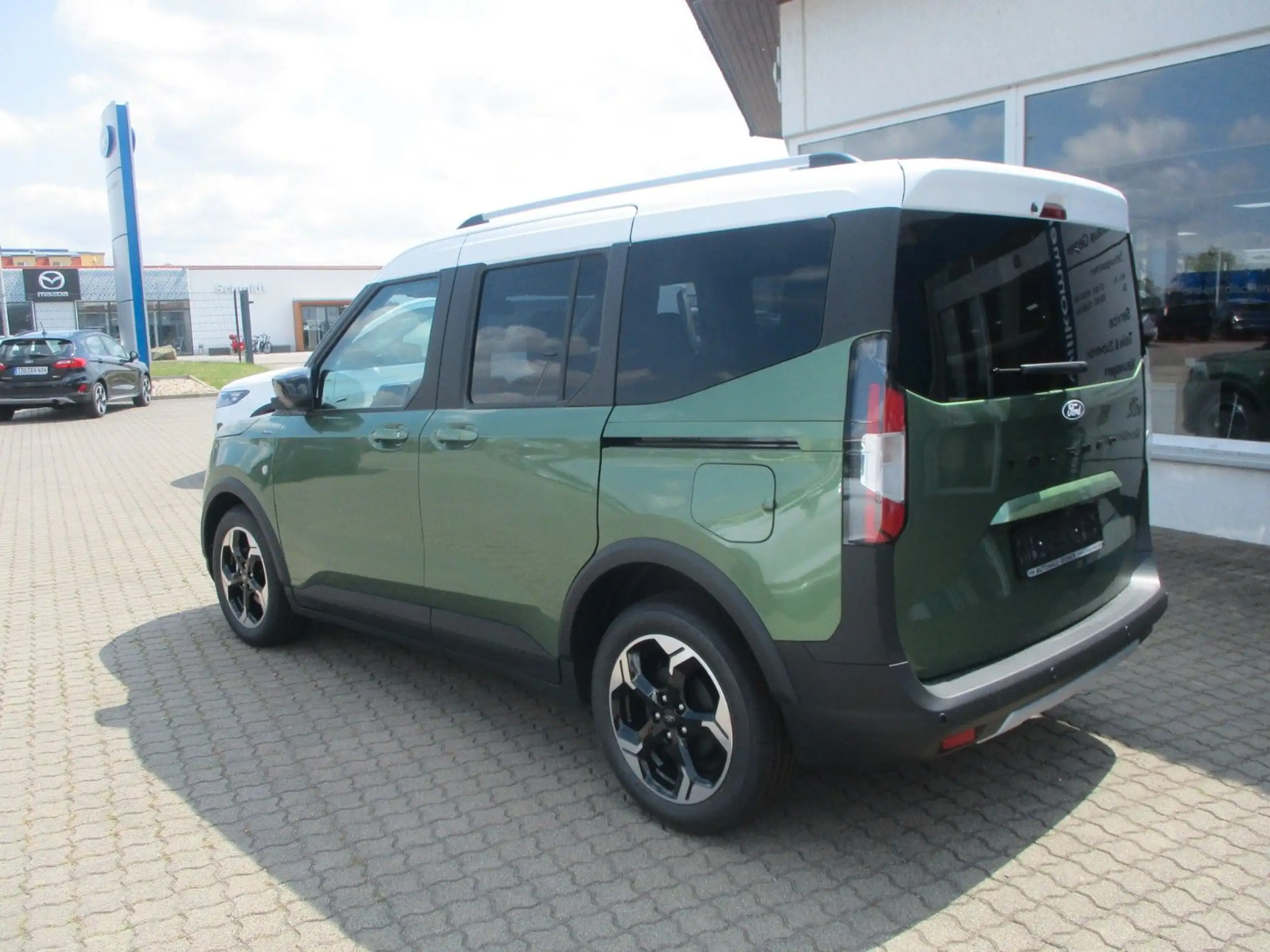 Ford - Tourneo Courier