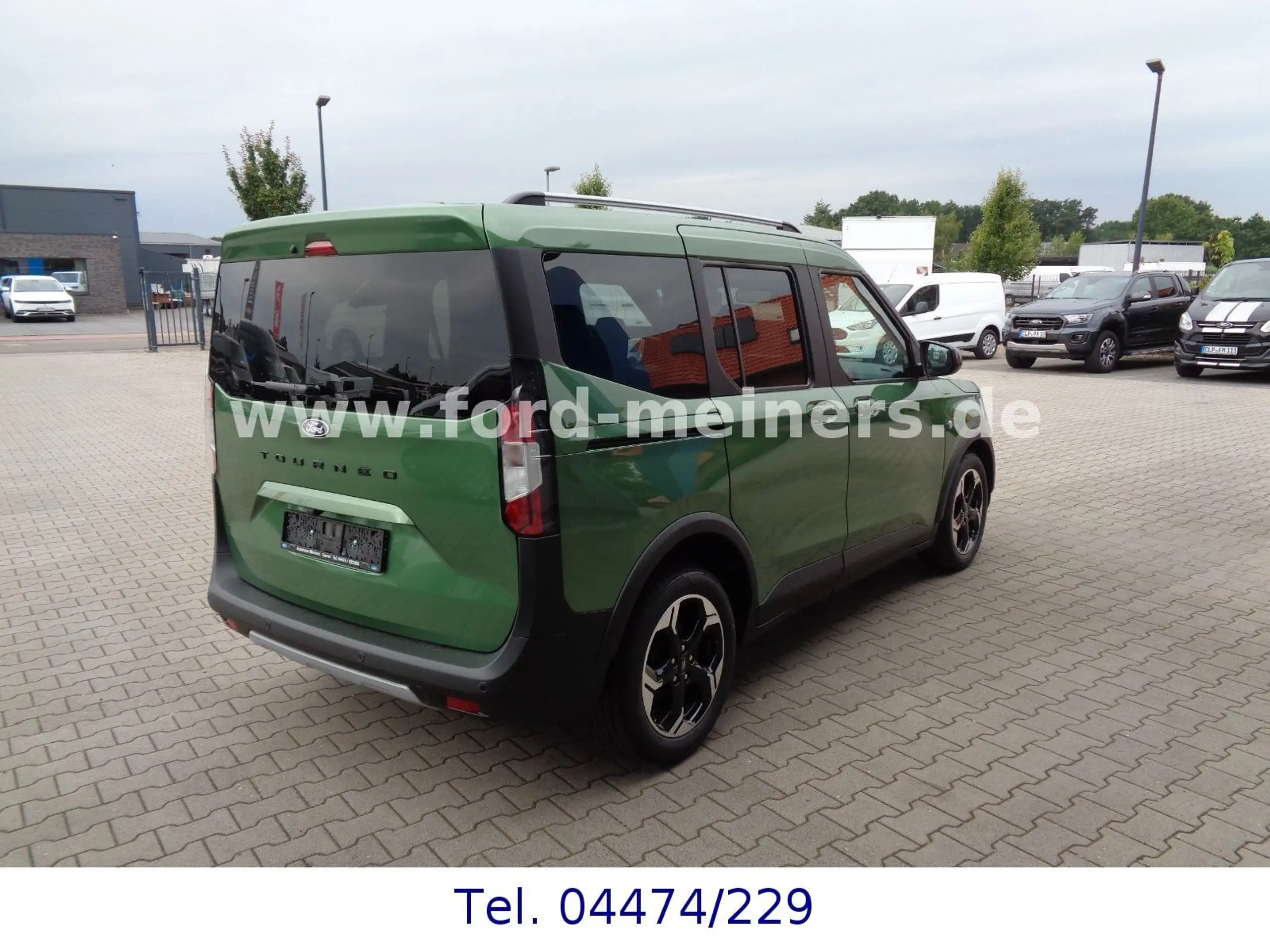 Ford - Tourneo Courier