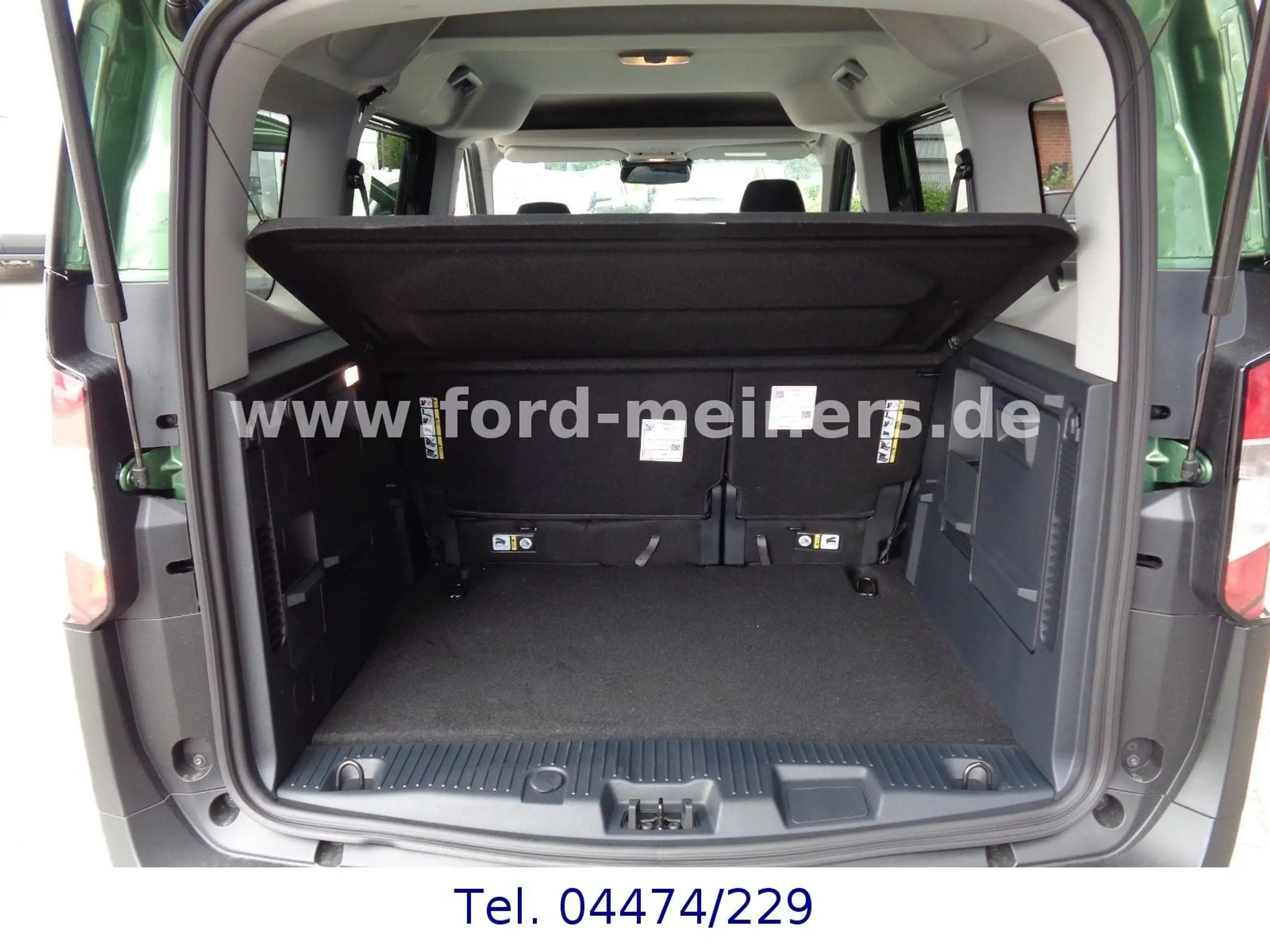 Ford - Tourneo Courier