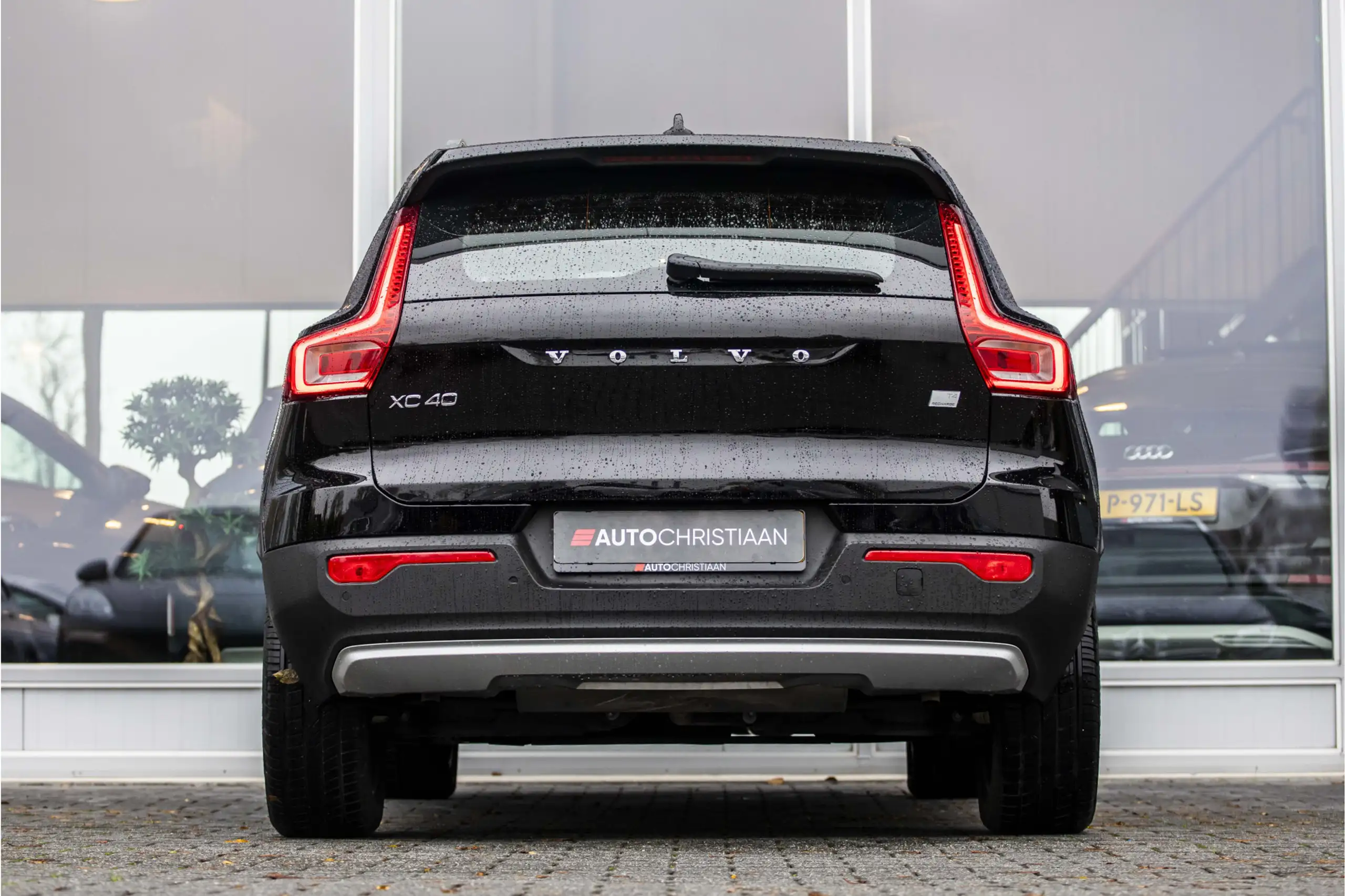 Volvo - XC40