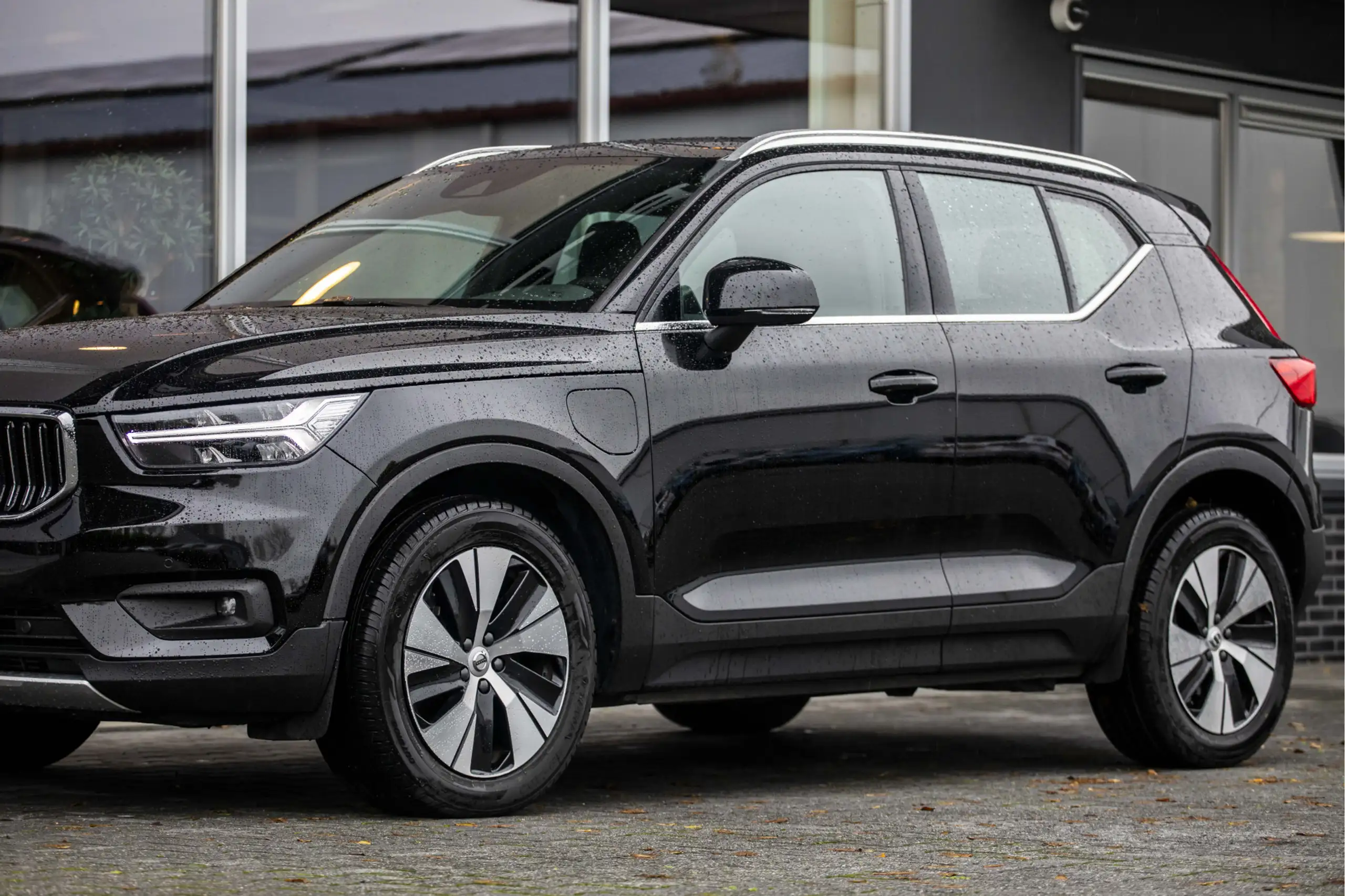 Volvo - XC40