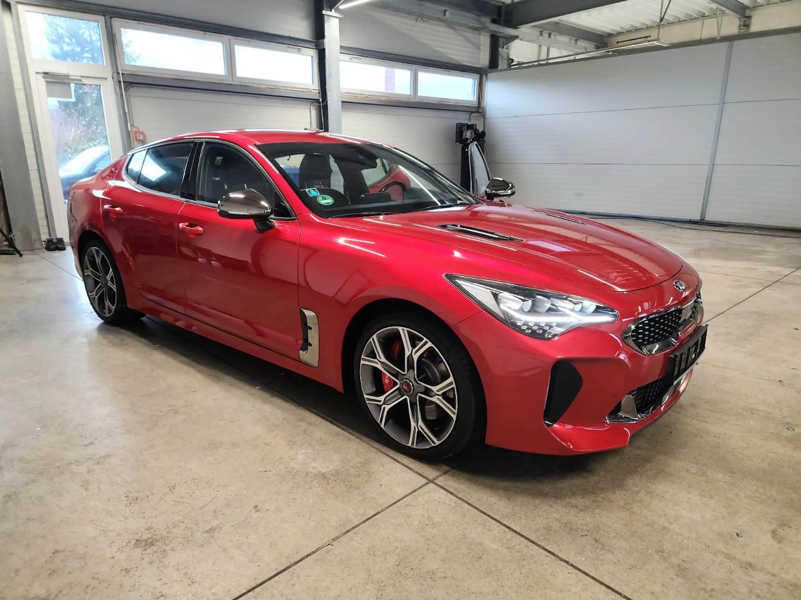 Kia - Stinger