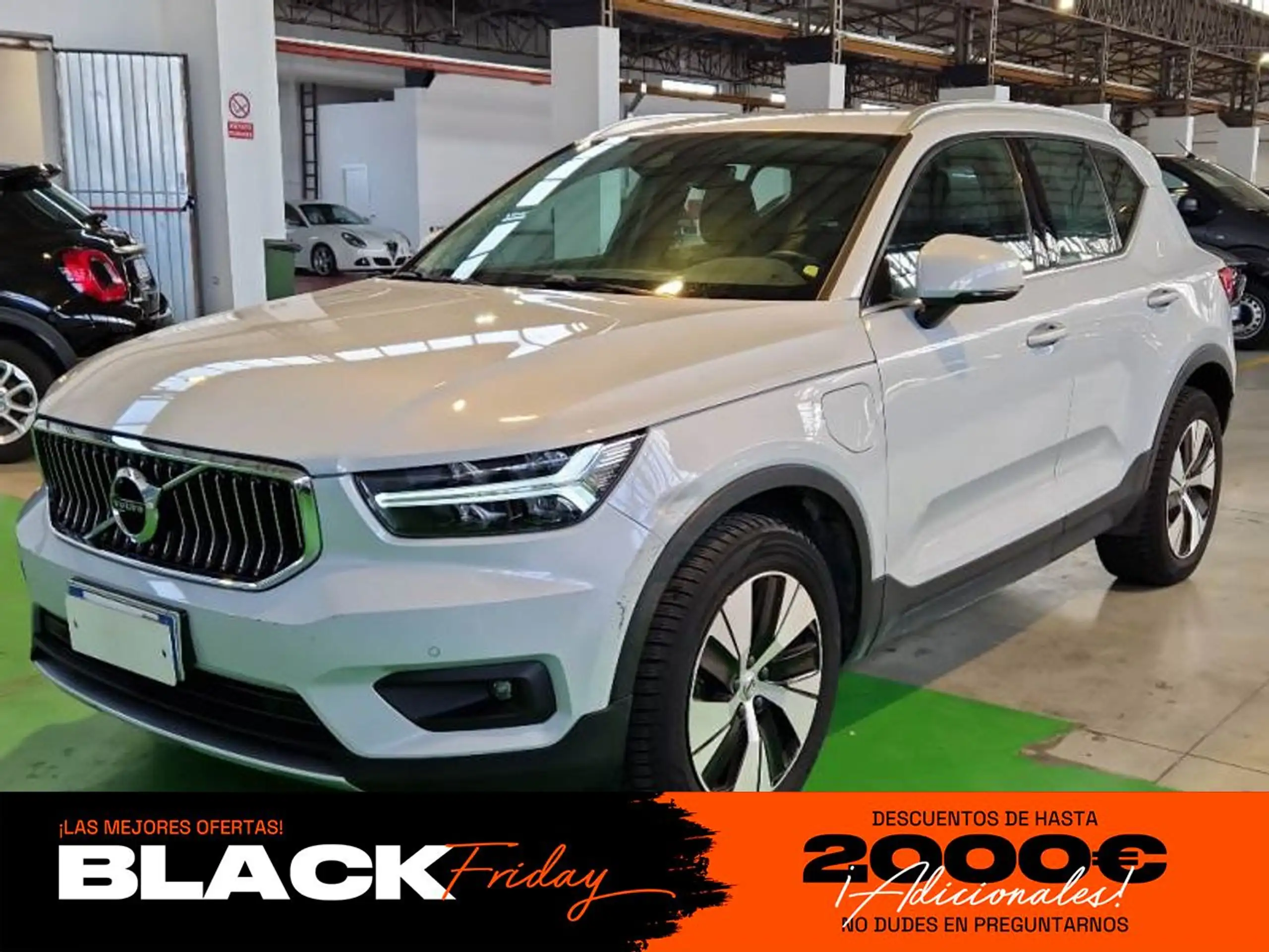 Volvo XC40 2021