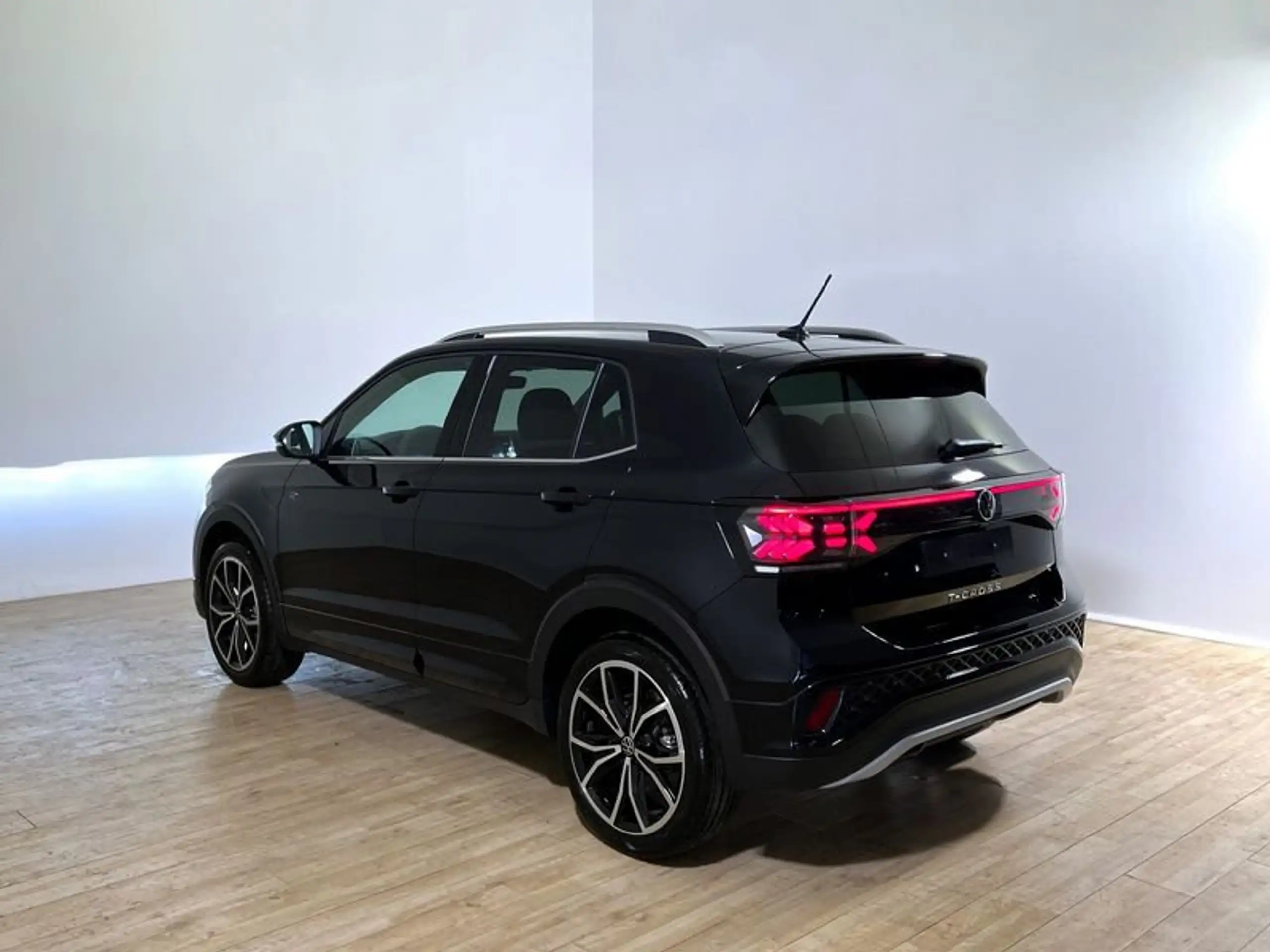 Volkswagen - T-Cross