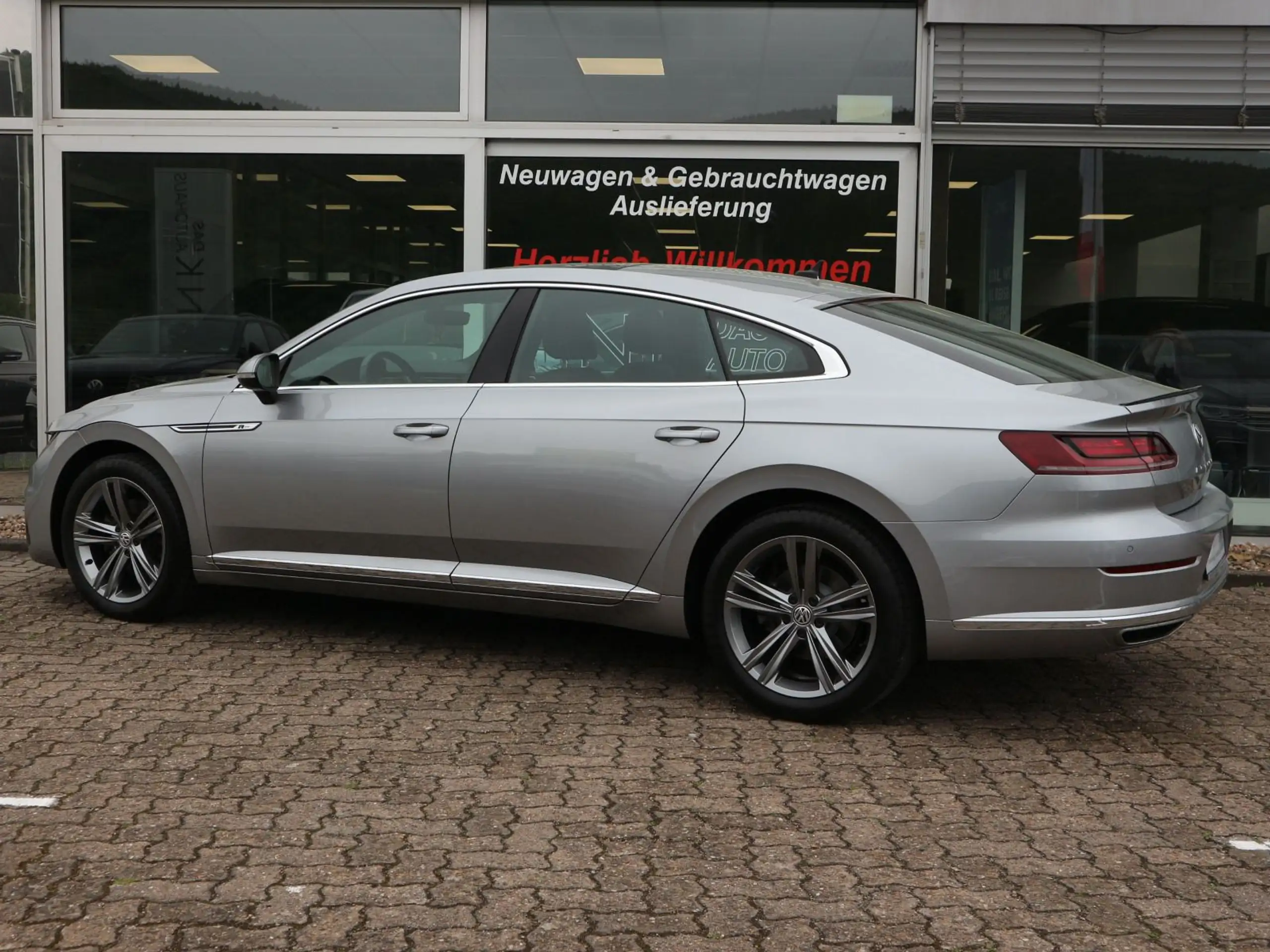 Volkswagen - Arteon