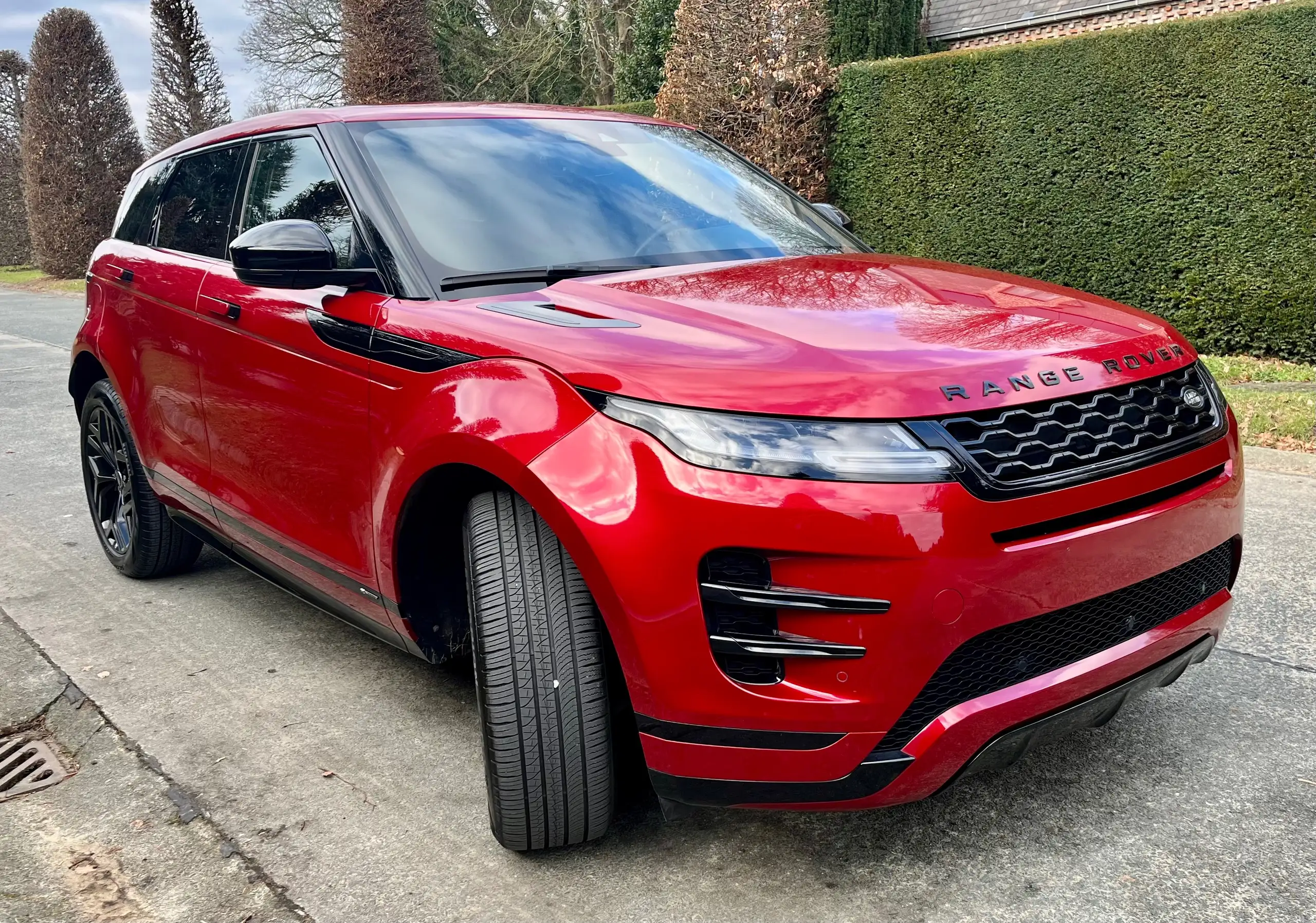 Land Rover - Range Rover Evoque