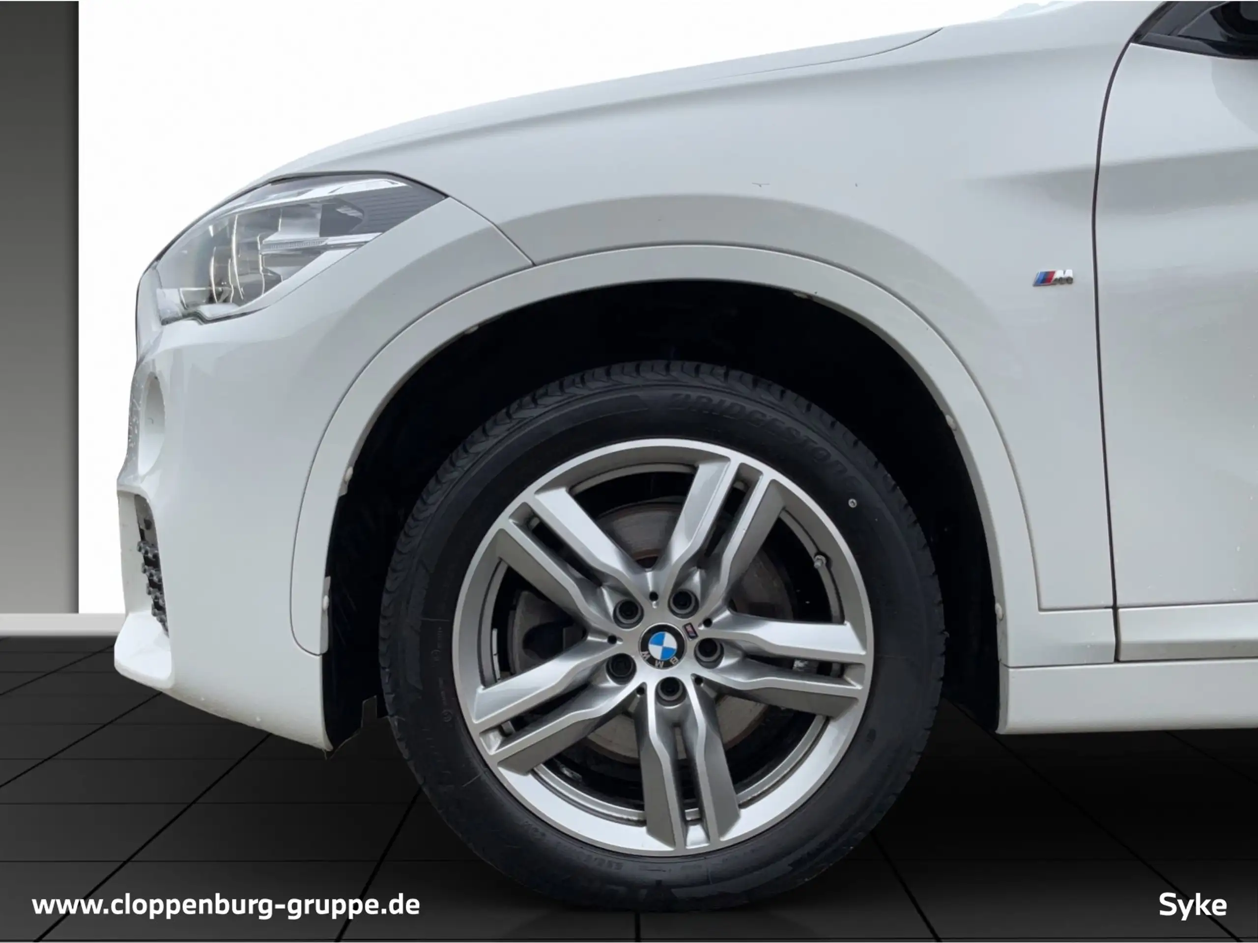 BMW - X1