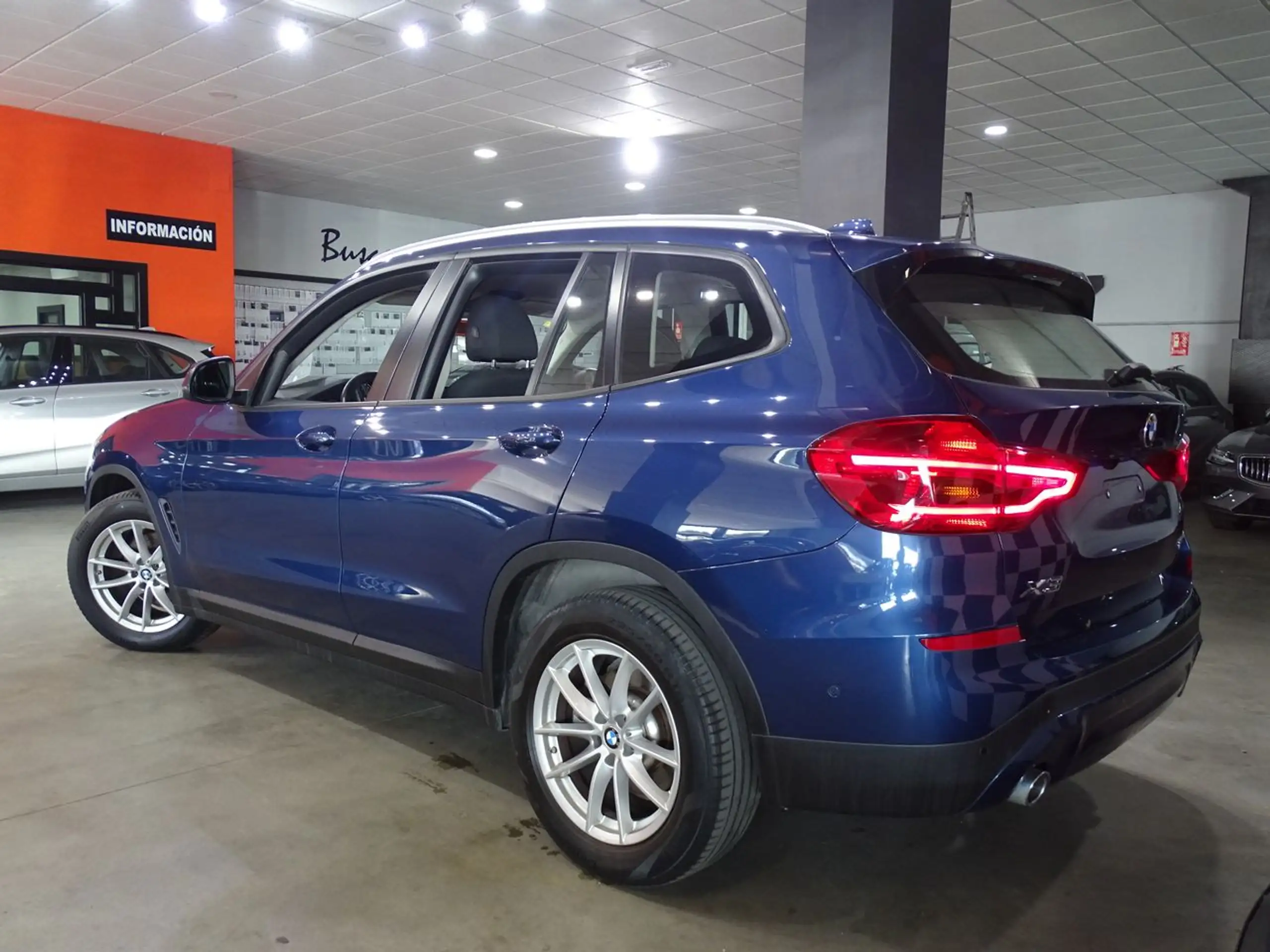 BMW - X3