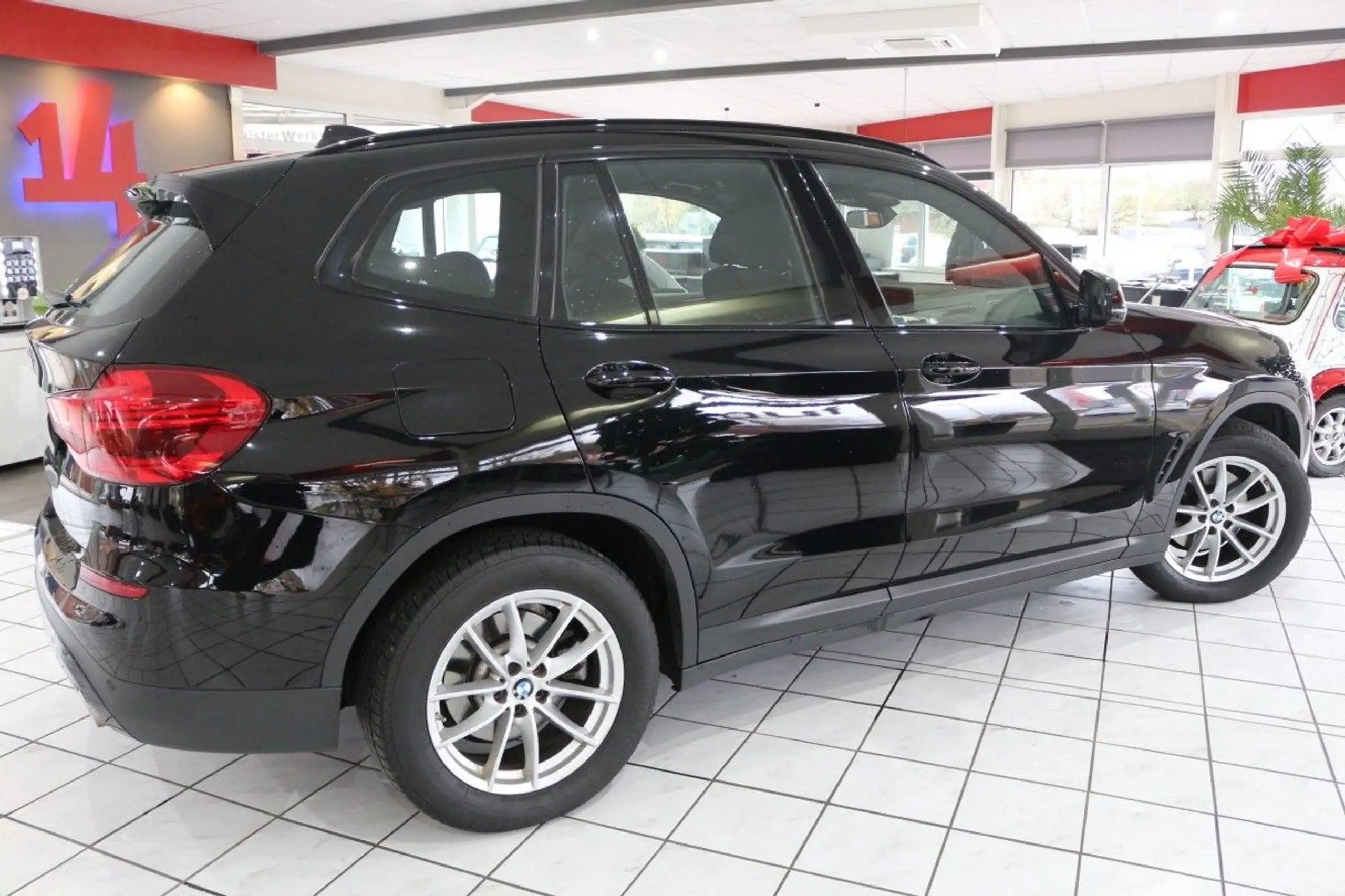 BMW - X3