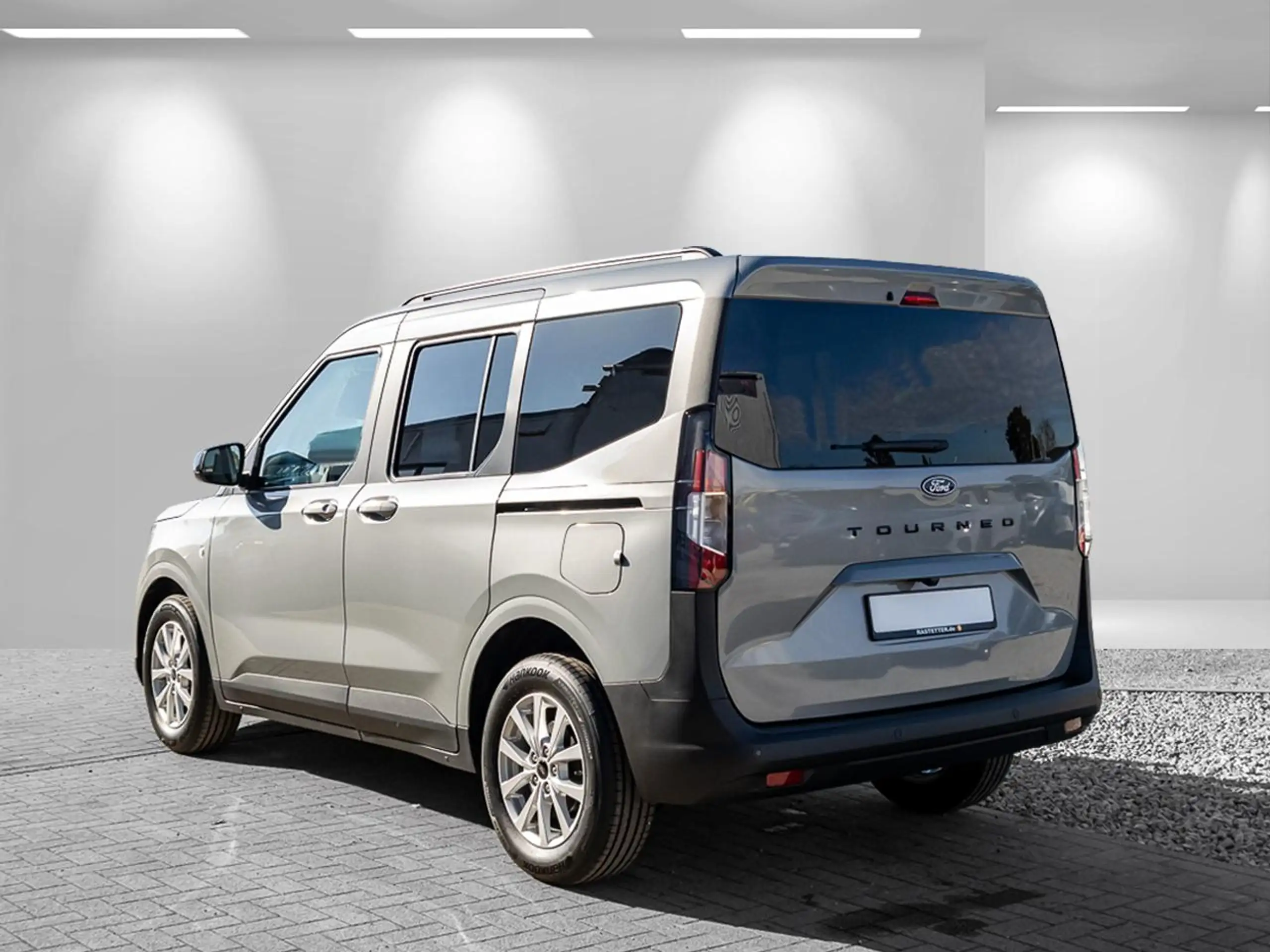 Ford - Tourneo Courier