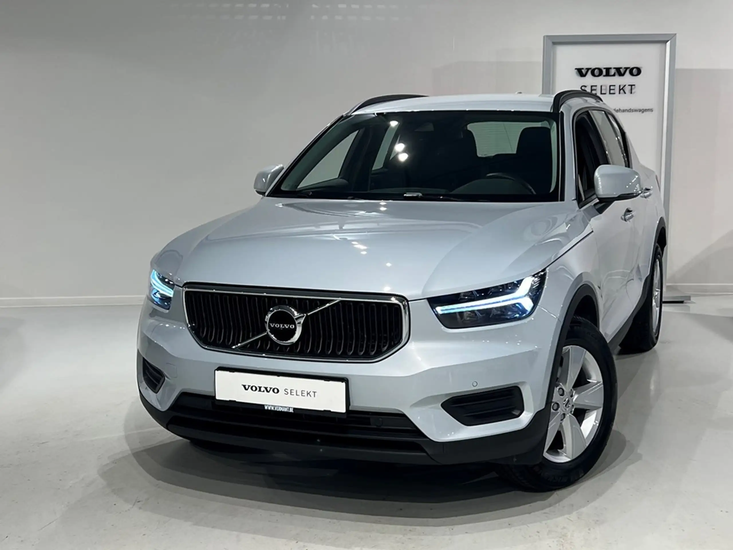 Volvo - XC40