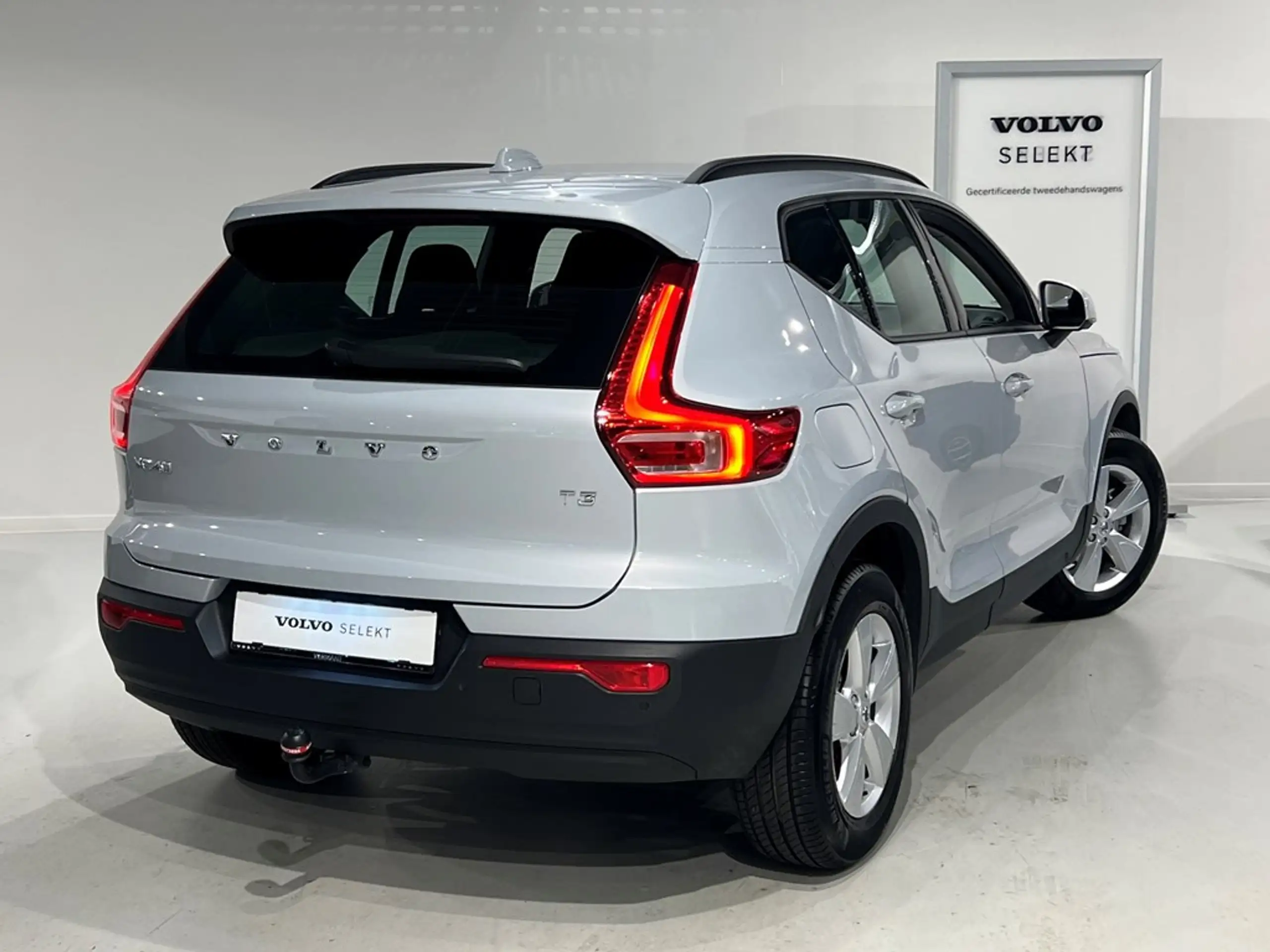 Volvo - XC40