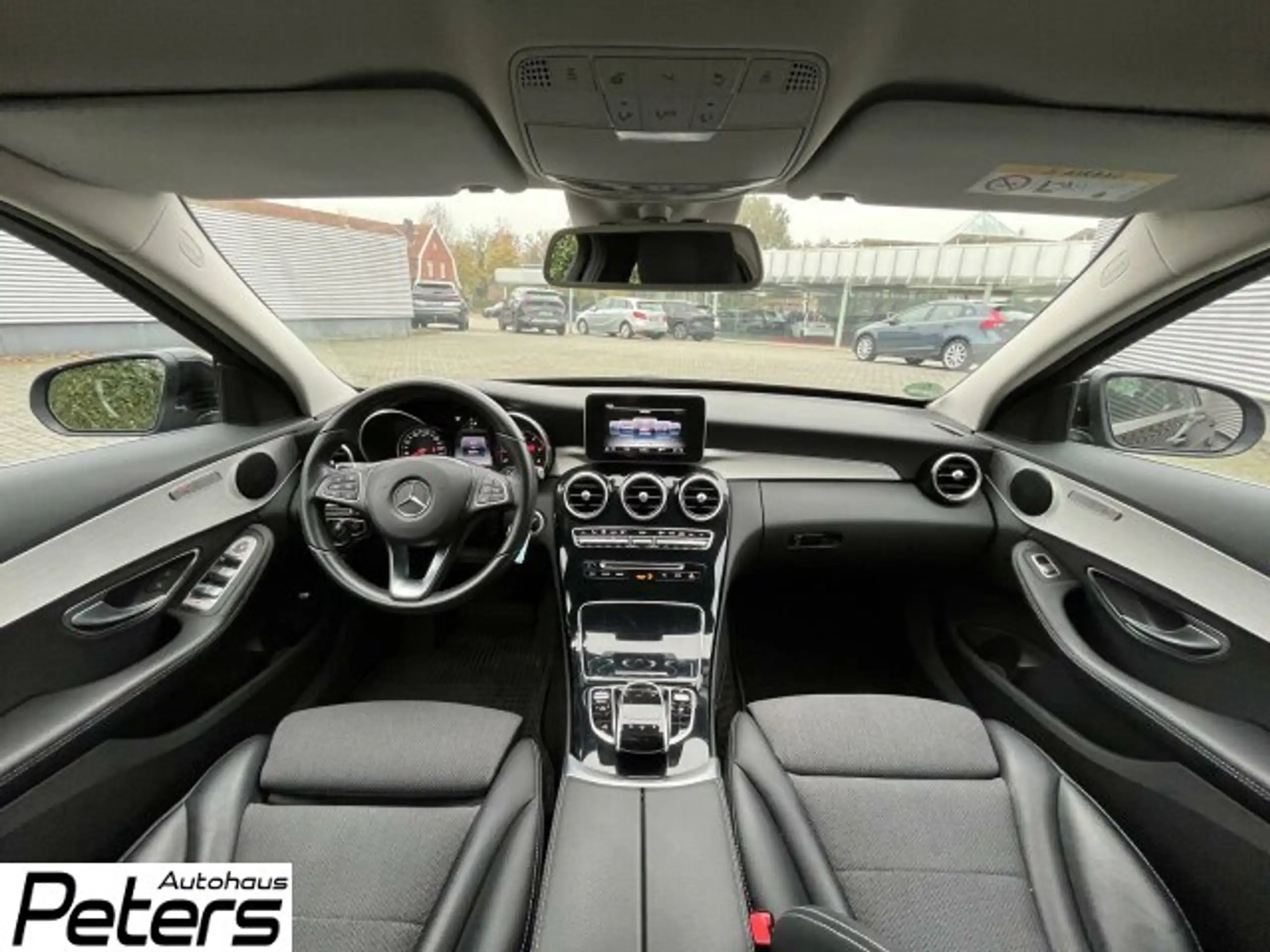 Mercedes-Benz - C 220