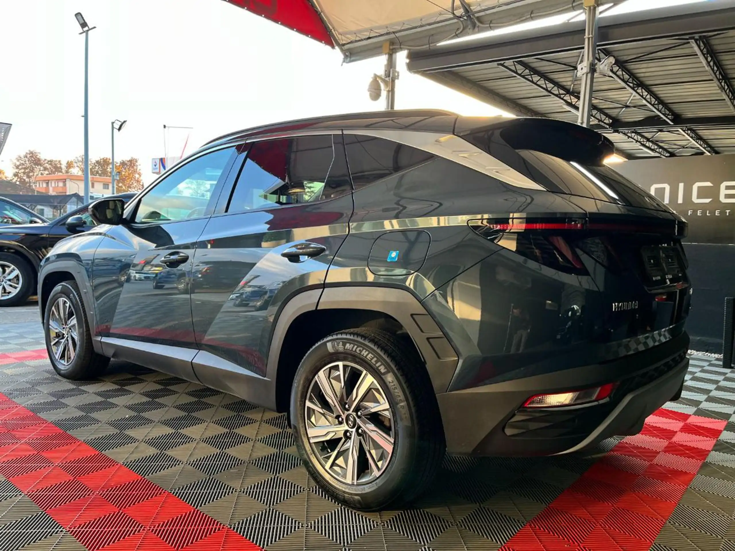 Hyundai - TUCSON